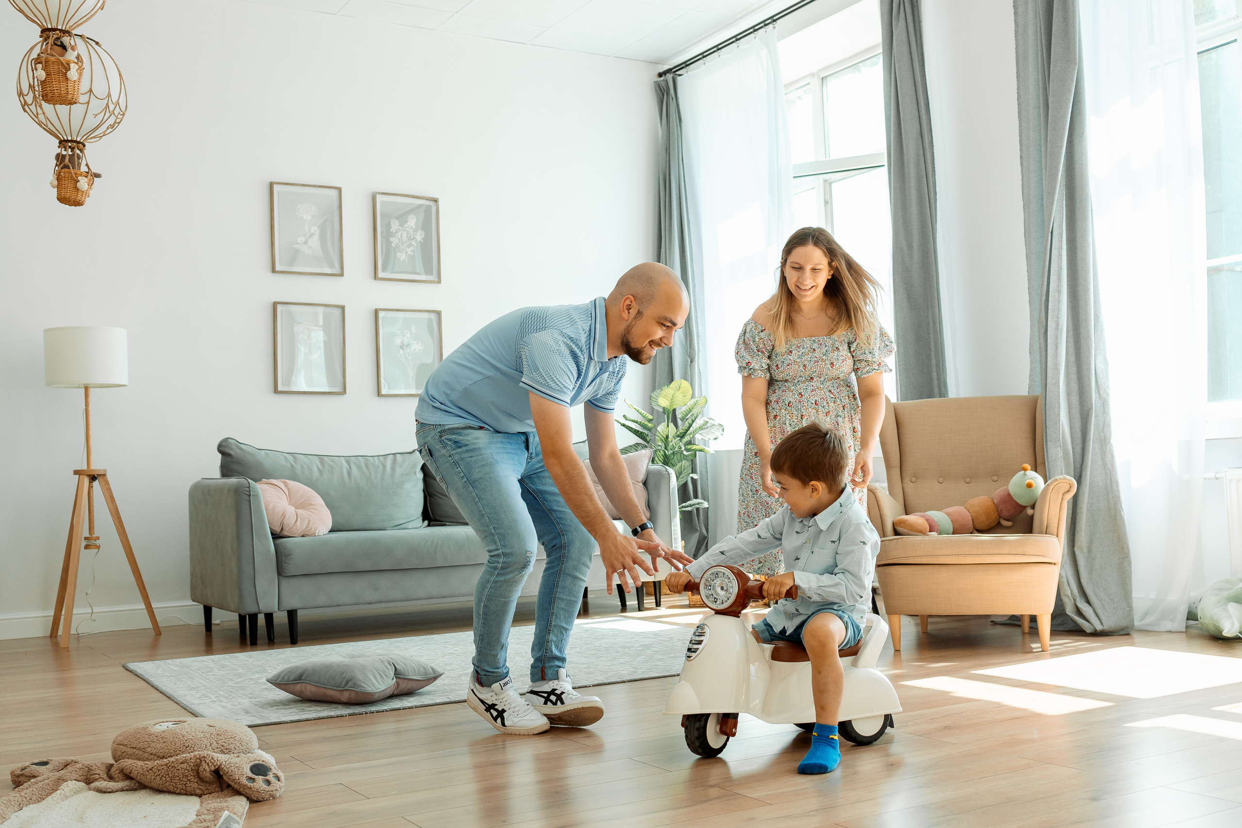 Семейная фотосессия в студии Москвы. Семейный Фотограф в Москве Евгения Симоненко