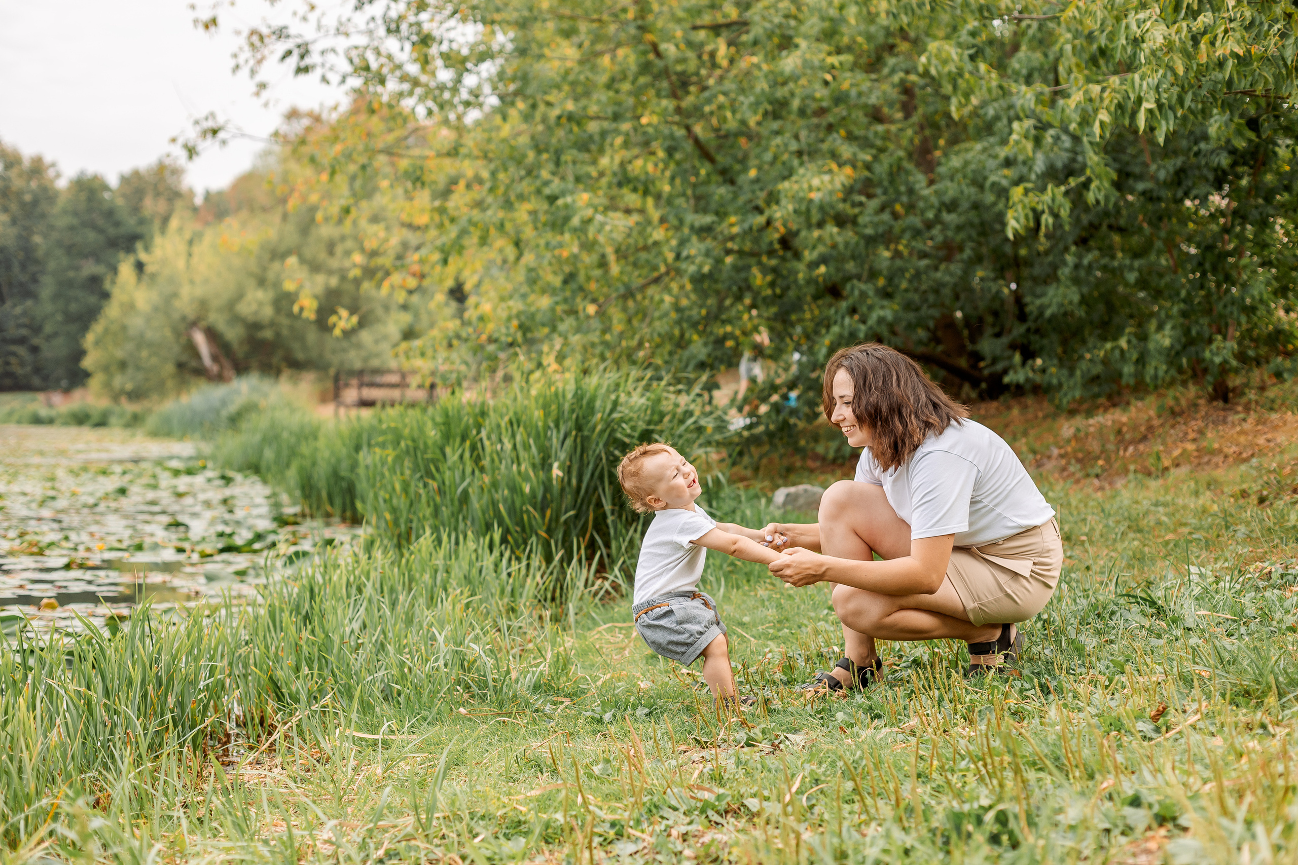 Мама и дочка в парке Кузьминки. Семейный Фотограф в Москве Евгения Симоненко