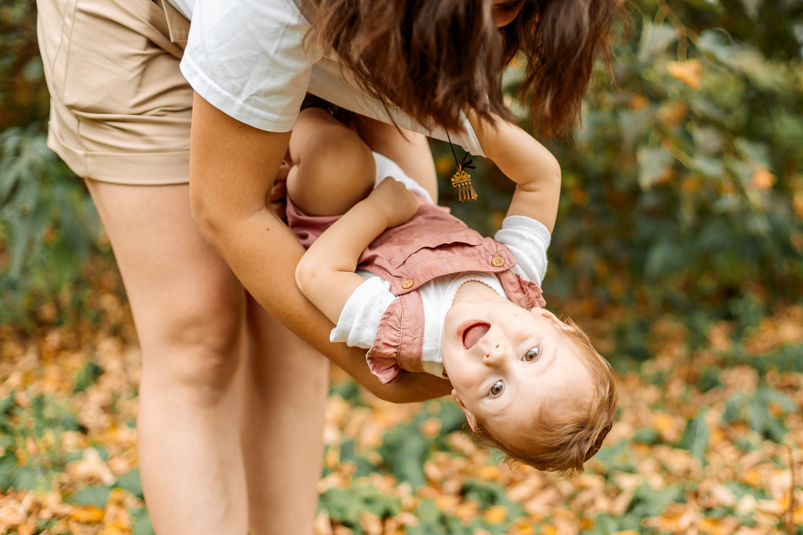 Мама и дочка в парке Кузьминки. Семейный Фотограф в Москве Евгения Симоненко
