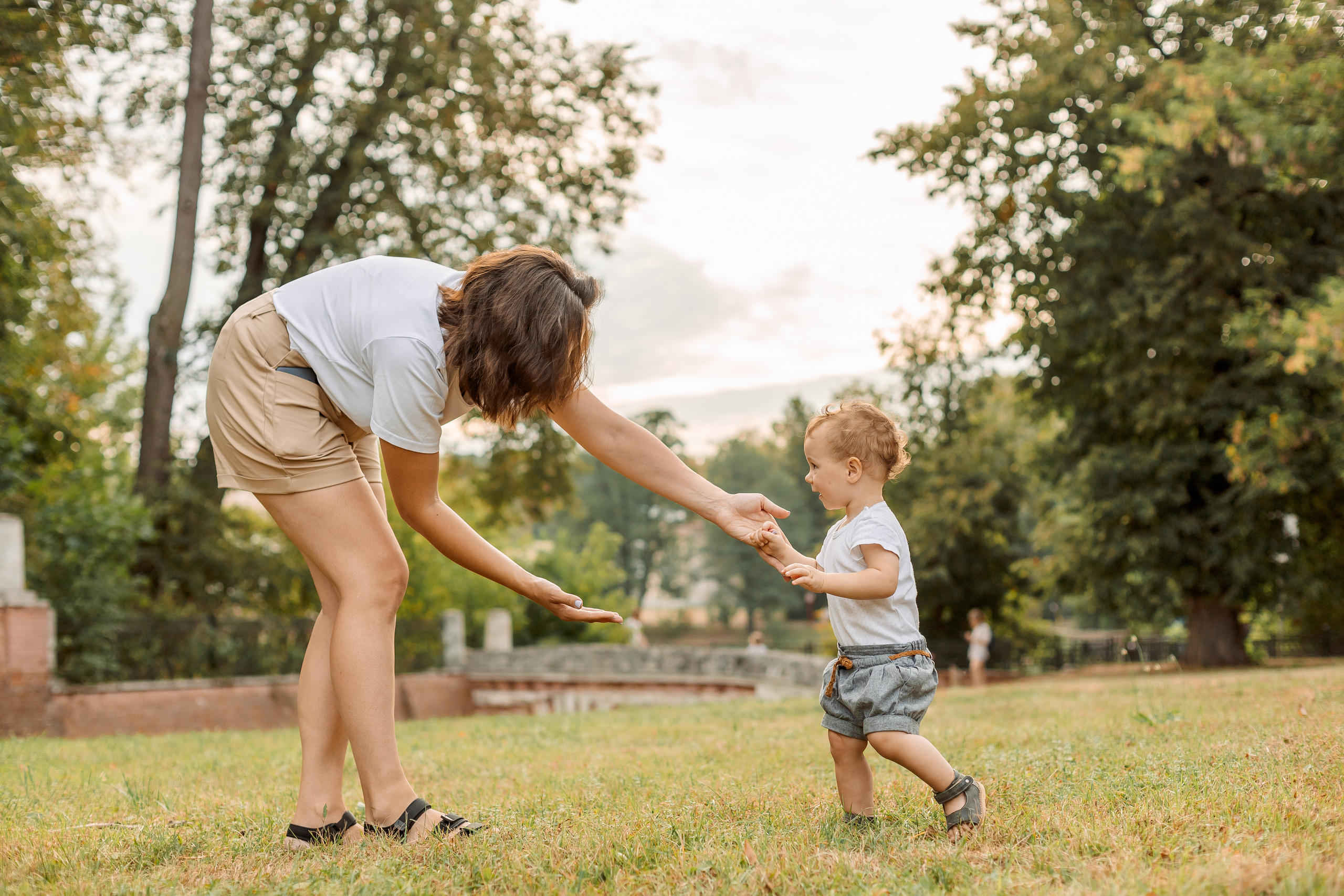 Мама и дочка в парке Кузьминки. Семейный Фотограф в Москве Евгения Симоненко