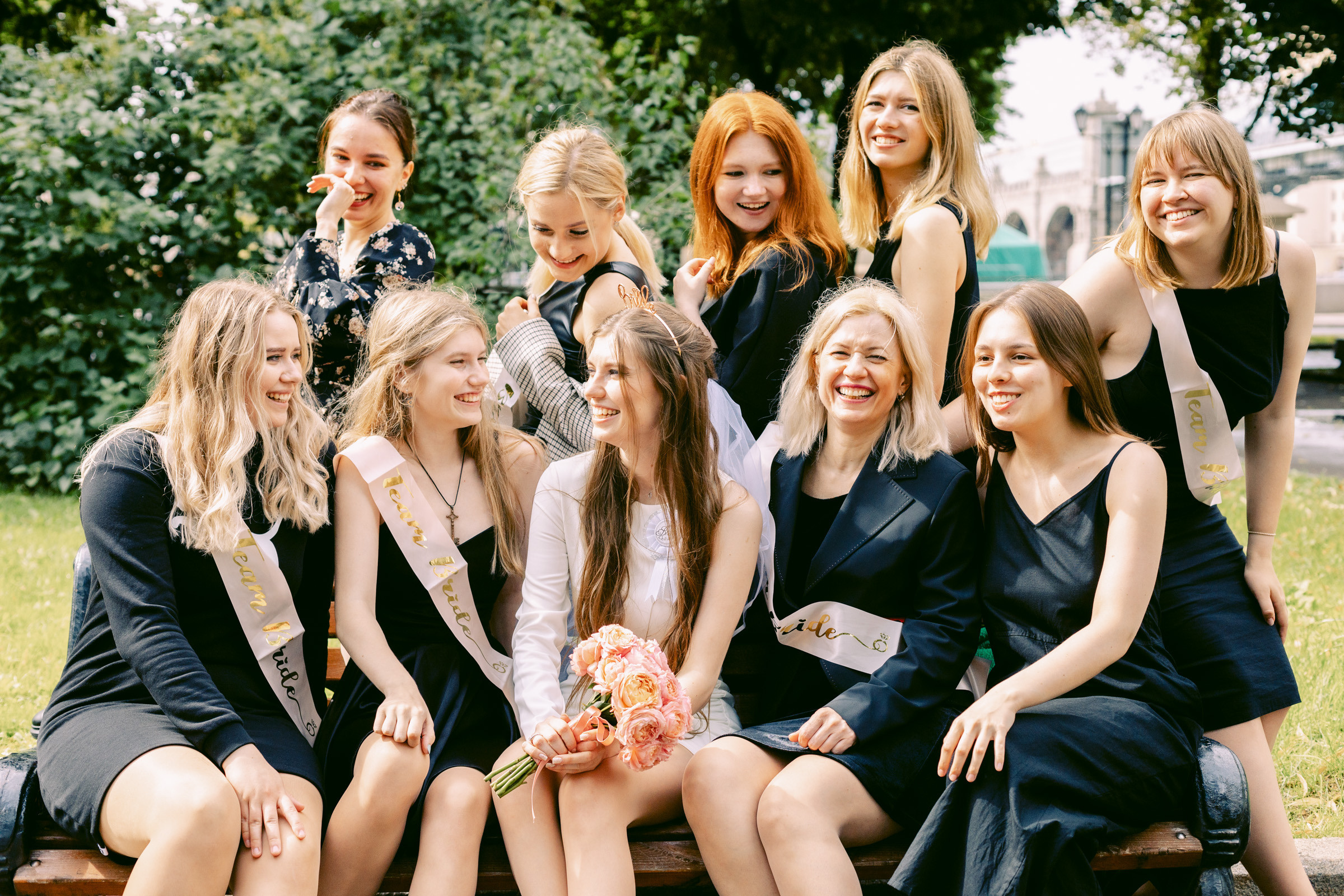 любимые подруги и мама