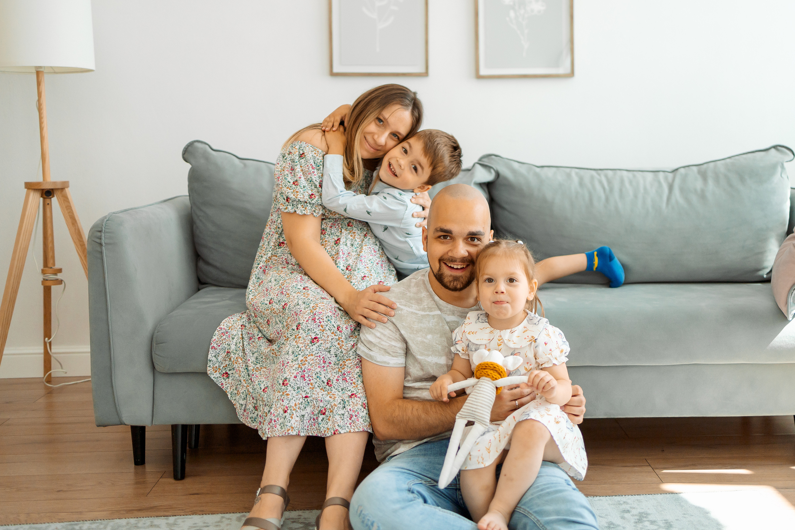 Семейная фотосессия в студии Москвы. Семейный Фотограф в Москве Евгения Симоненко