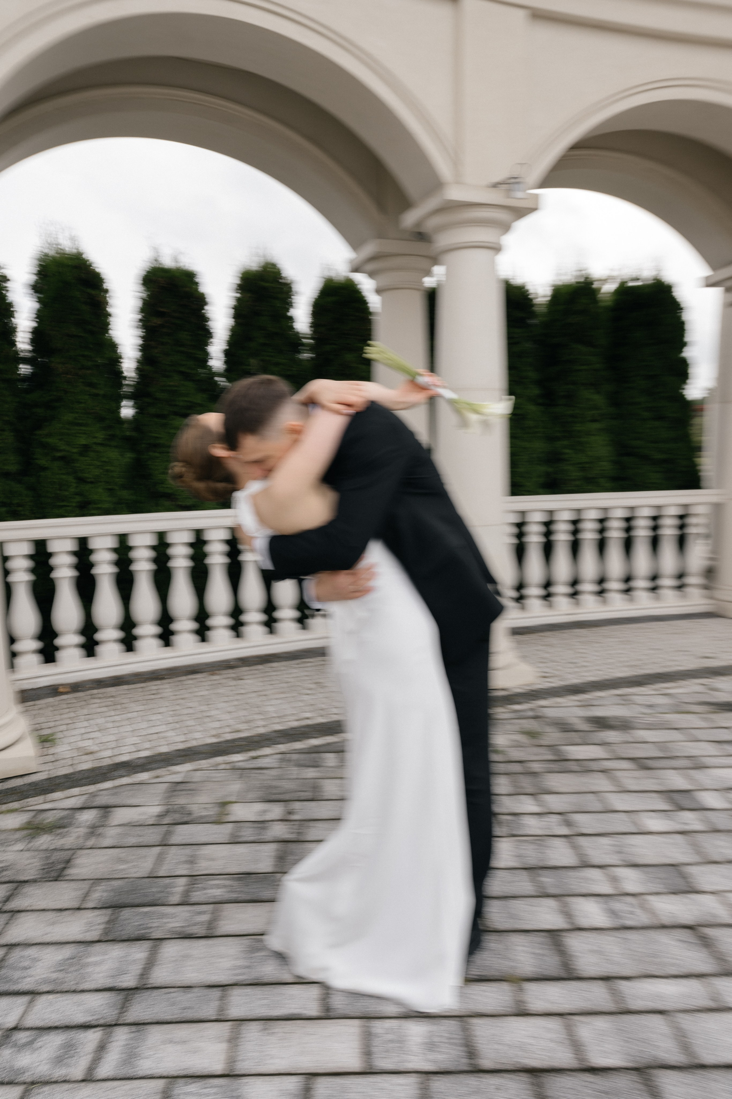 Wedding day in Martinique Bar. Wedding PHOTOGRAPHER Andrew Vnukov