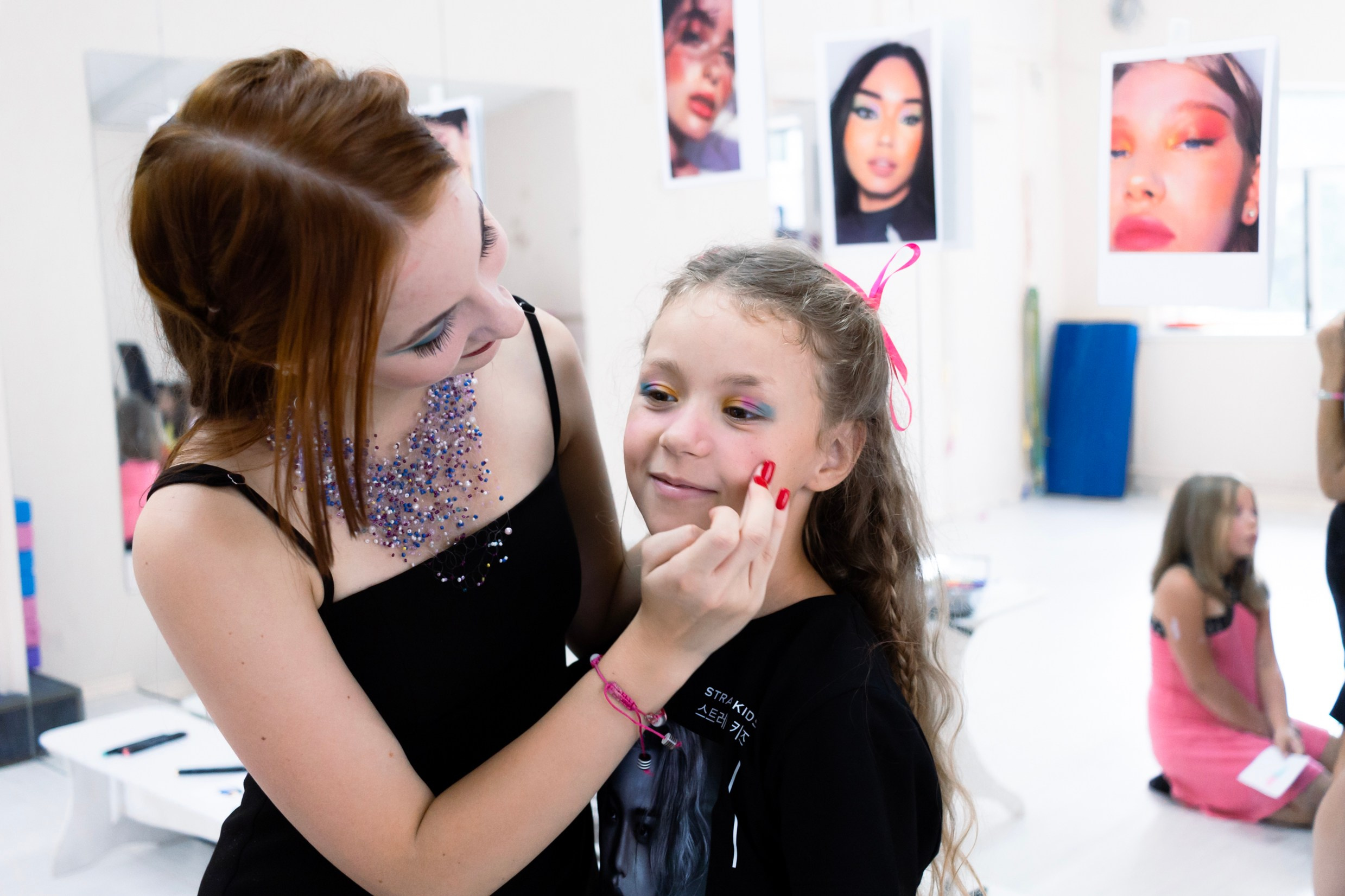 День рождения в стиле K-Pop для девочки 9 лет - Школа для девочек. Владивосток. Школа для девочек во Владивостоке — Само Совершенство