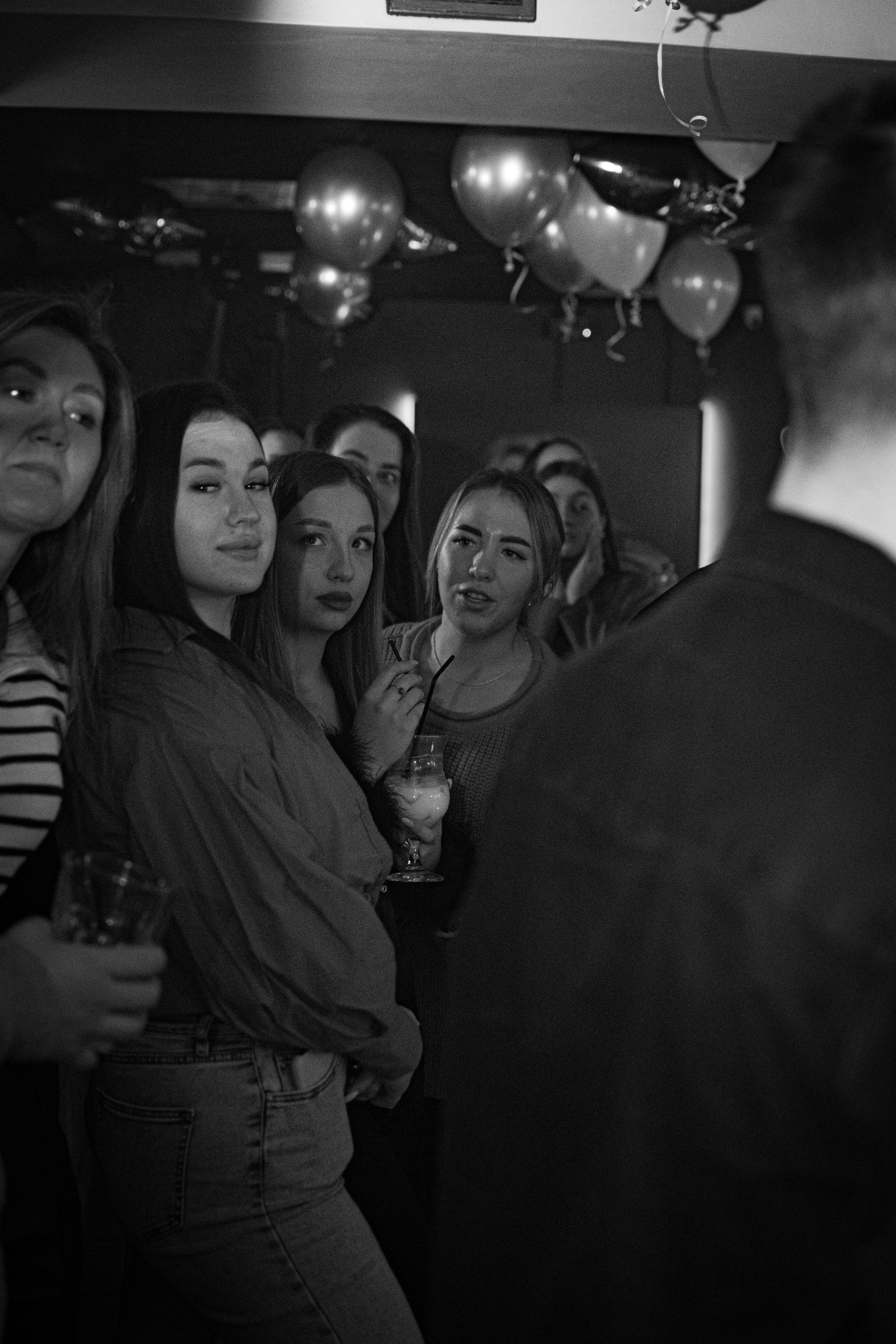 HOLLYWOOD / 6 YEARS. Photokarish