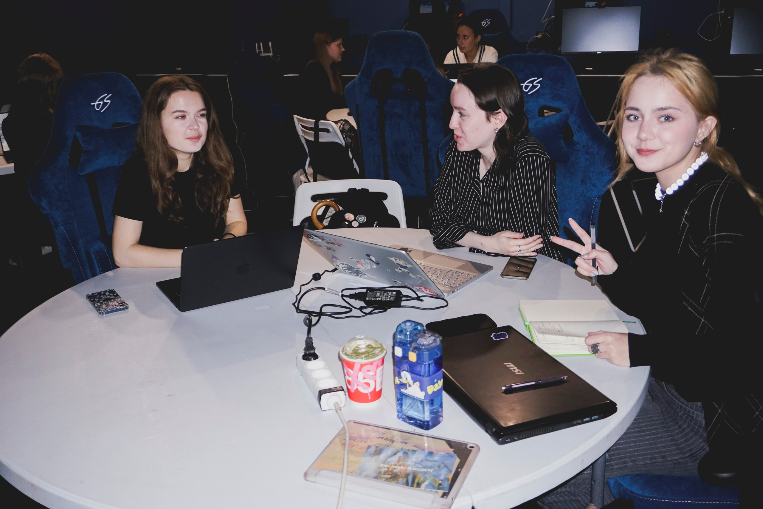 Дизайн-хакатон. Репортажная и портретная фотосъёмка