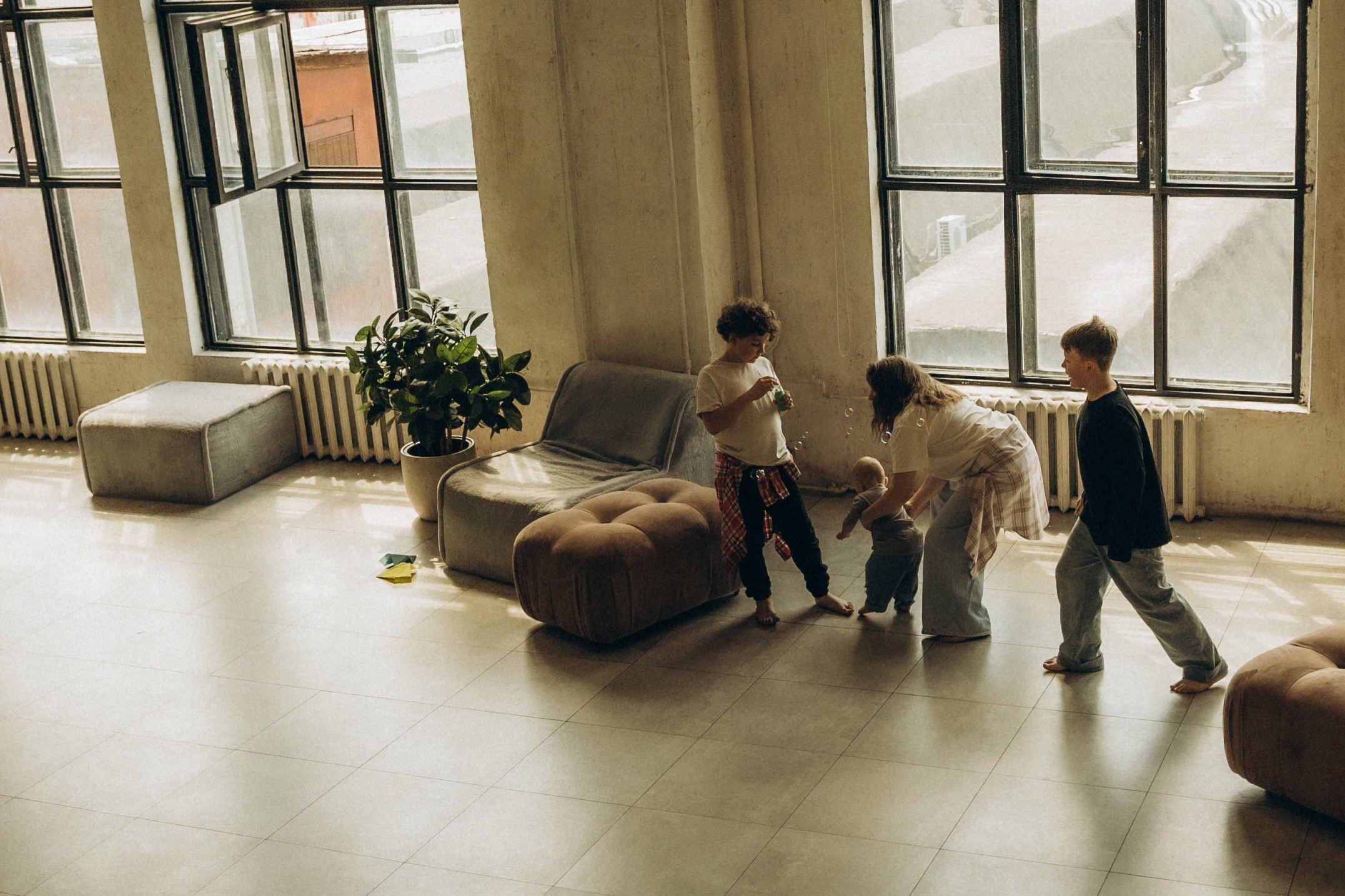 Ильнара и сыновья. Гаврилова Настя семейный фотограф lifestyle в Москве