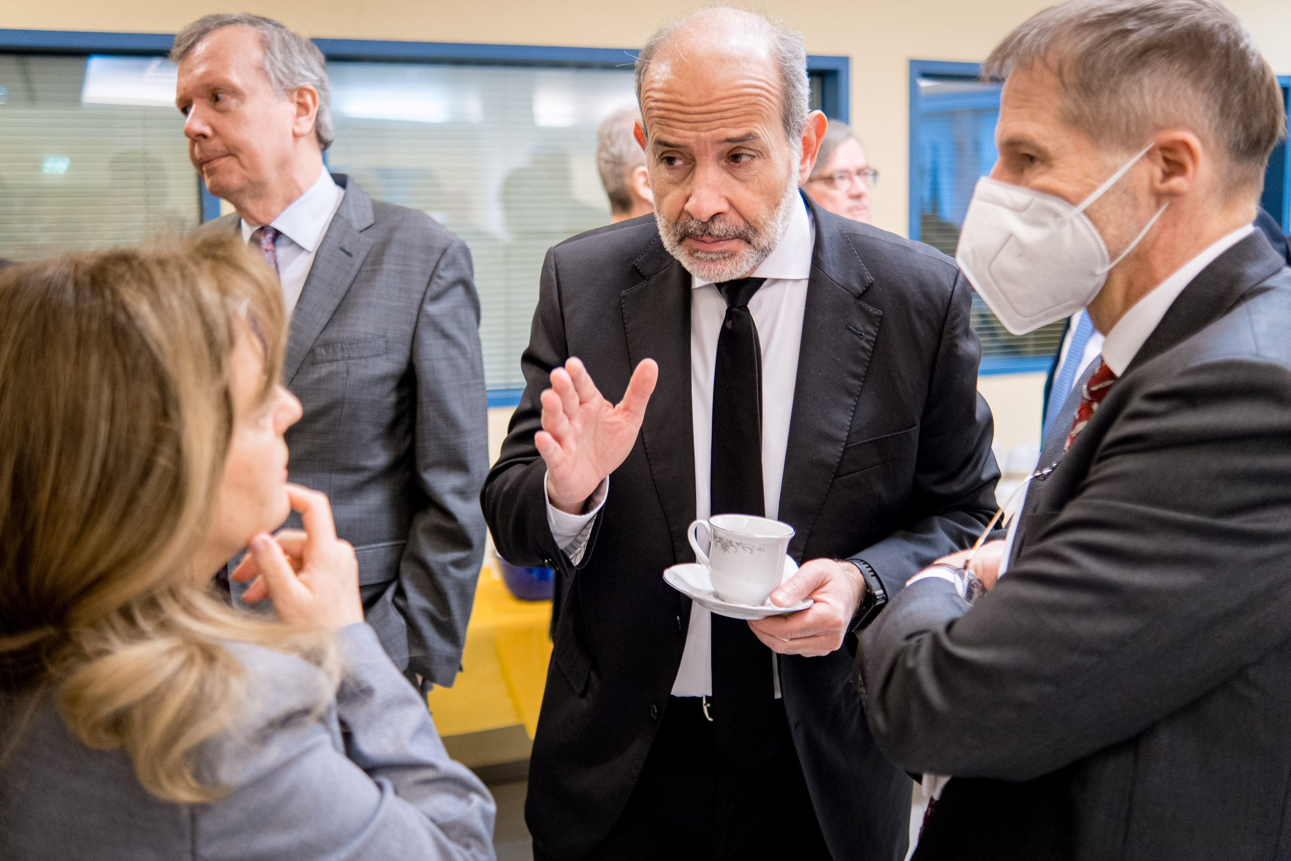 Заседание представителей стран ЕС в Москве. Репортажный фотограф Денис Тихомиров. Москва