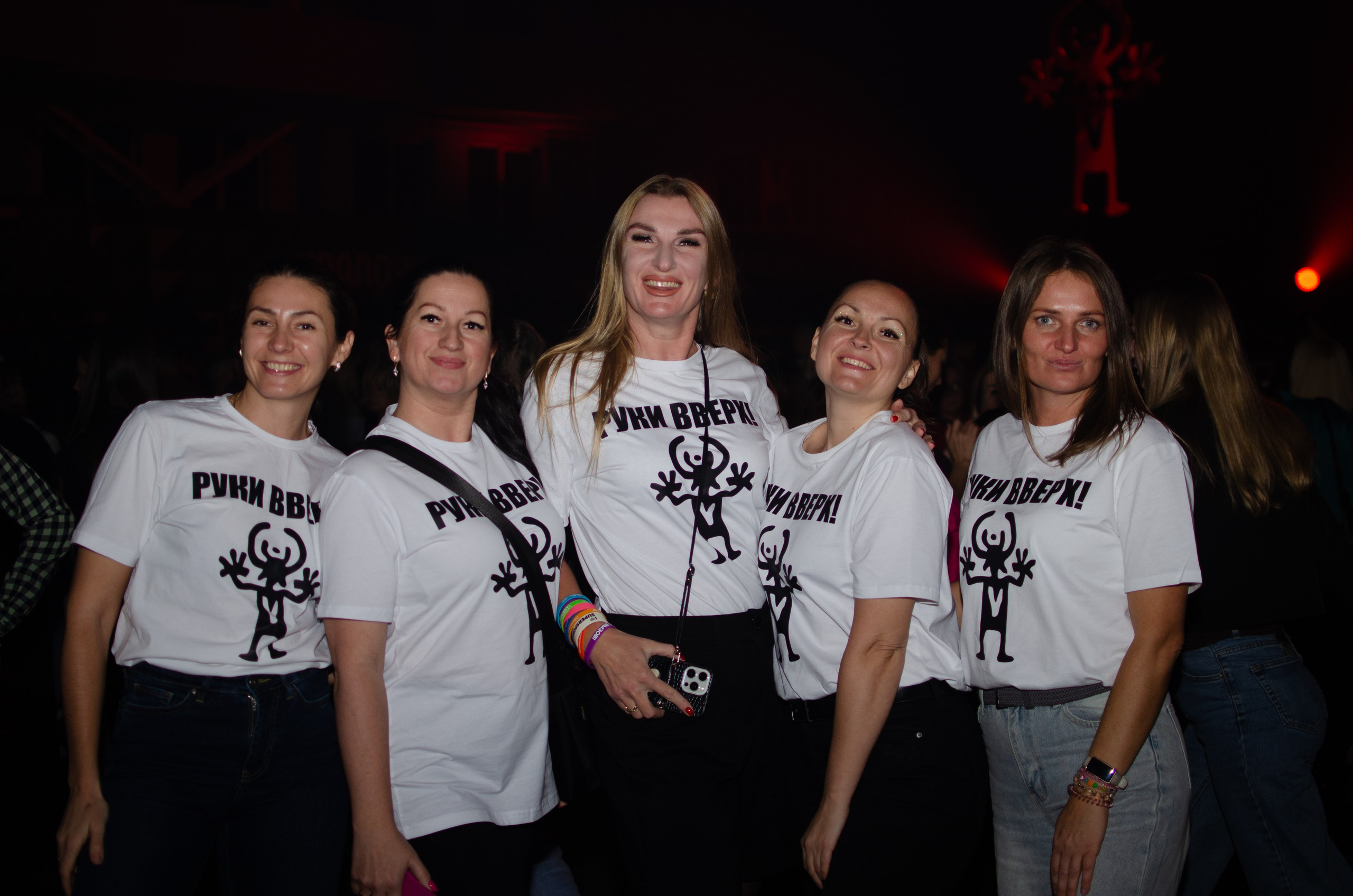 Съемка концерта известного исполнителя Сергея Жукова (группа Руки Вверх Нижний Тагил 22.10.2025 Металлург-Форум)