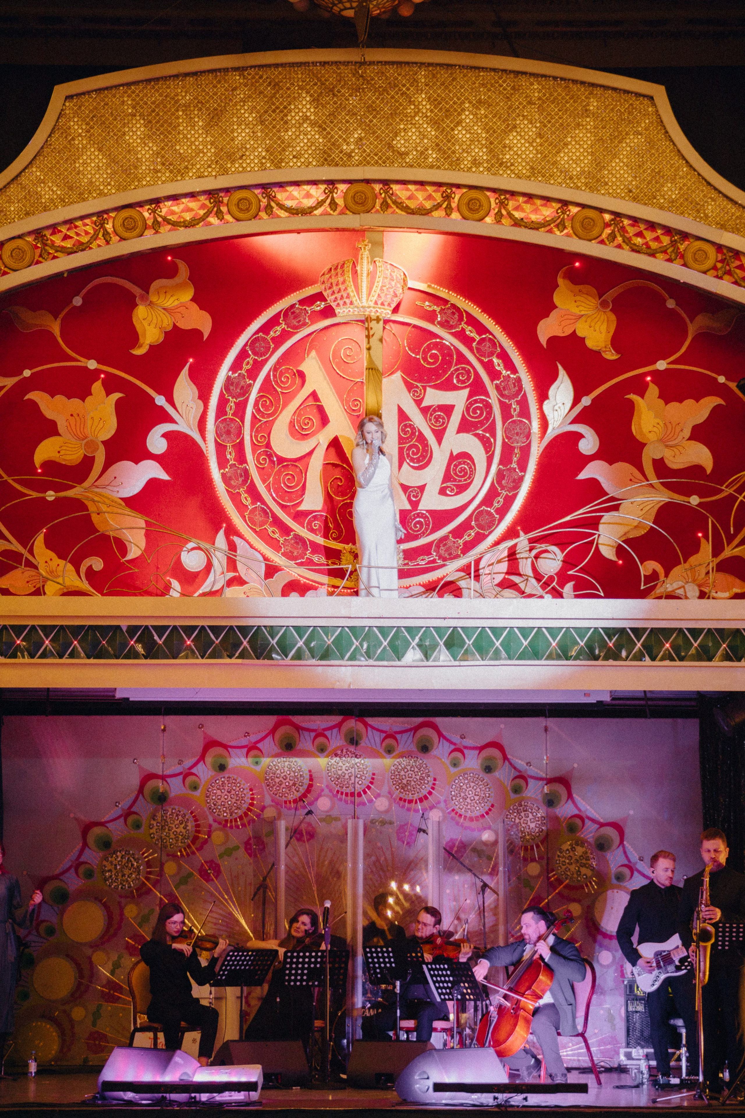 Новогодний концерт школы вокала и сценического искусства Сигнон