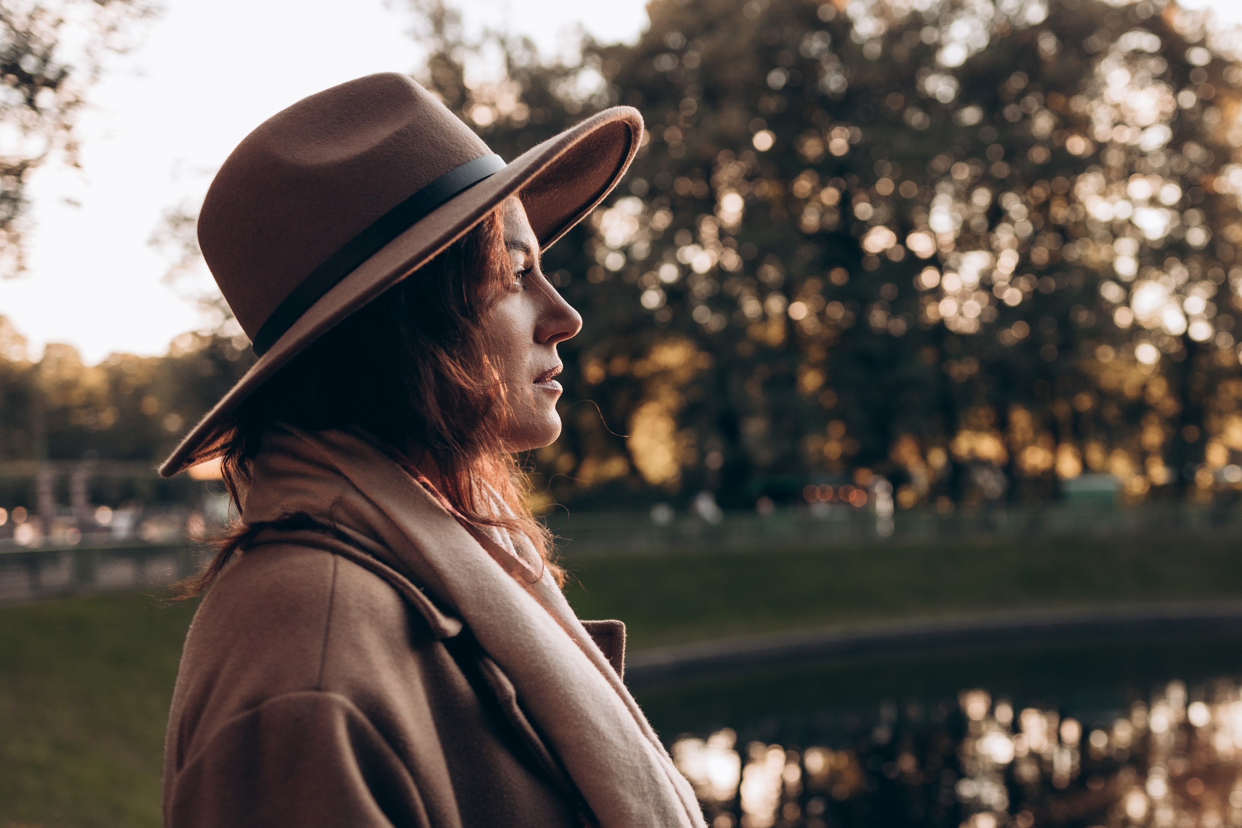 Женская осенняя фотосессия в Летнем саду. Семейный и детский фотограф в Санкт-Петербурге Павлова Елена