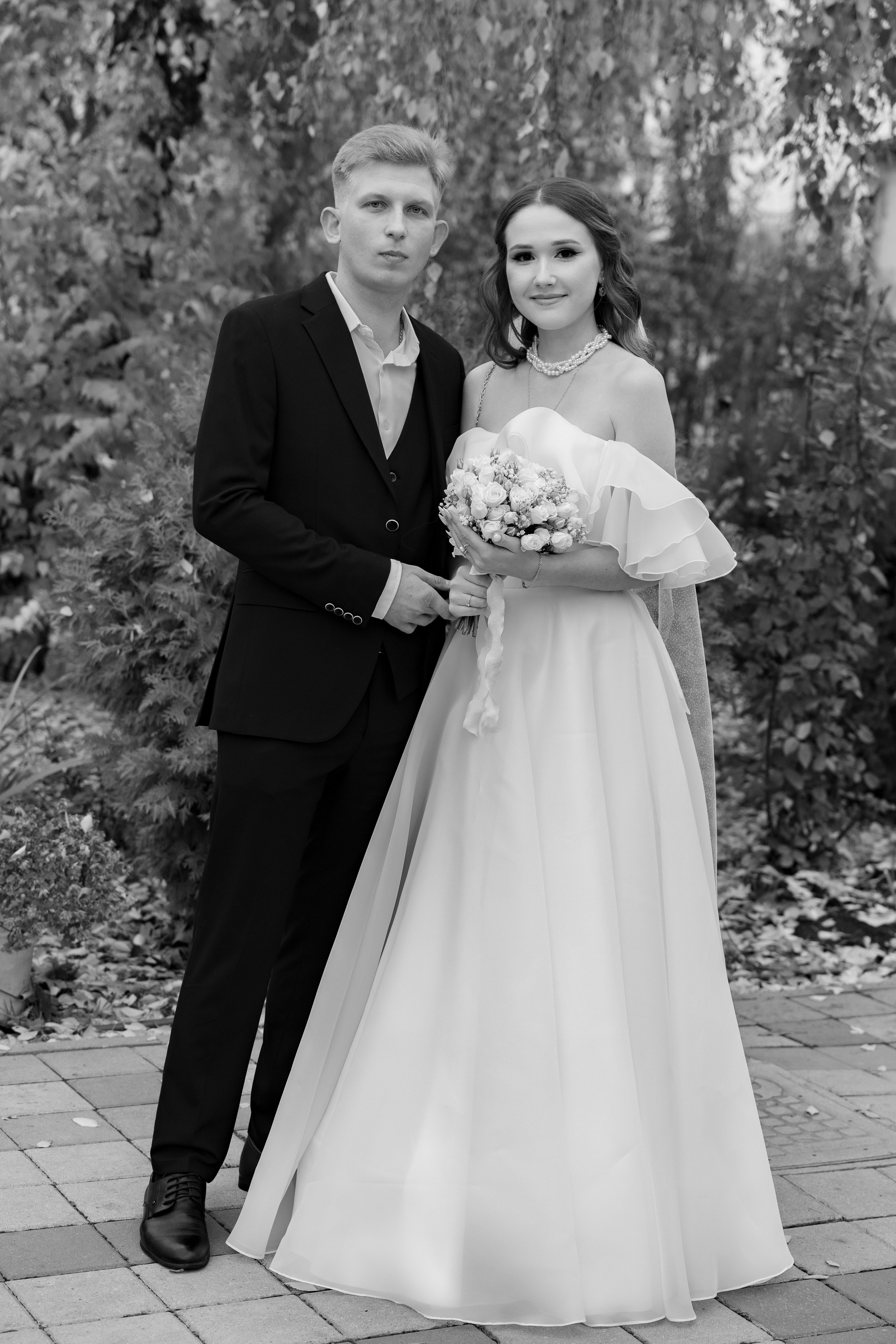 Черное и белое. Профессиональный фотограф и видеооператор