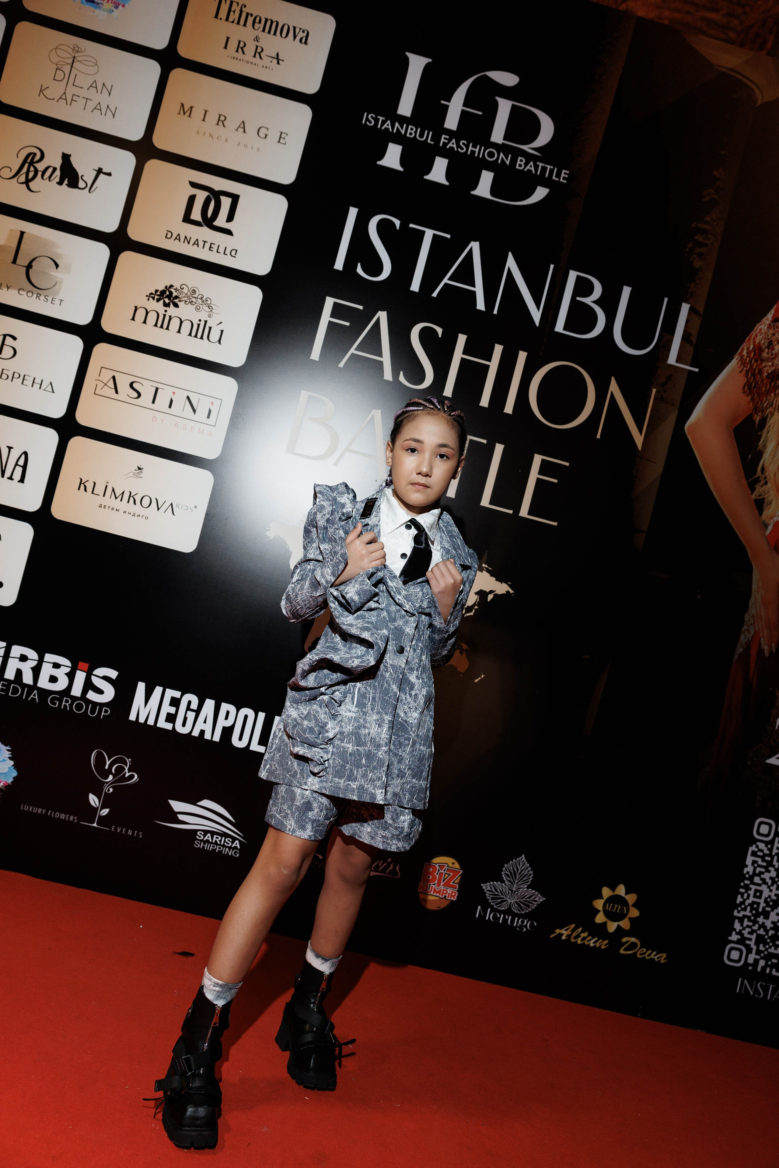 IFB-показ. About