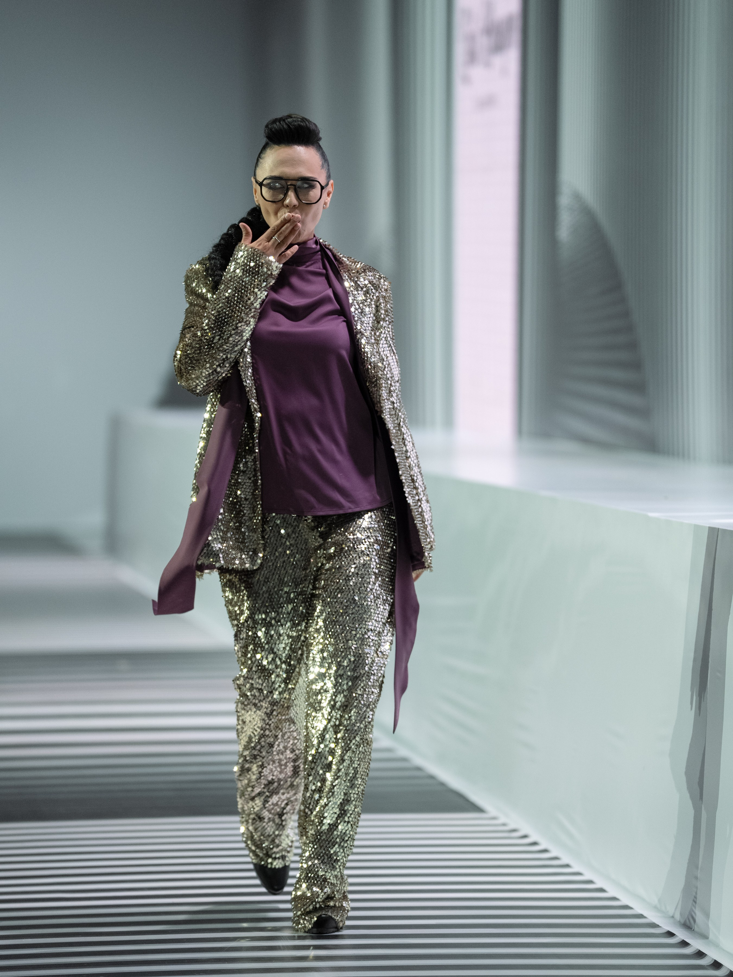 Designer LEILA KHANUM. Сайт Алматинского НЮ АРТ, будуар и фэшн фотографа Дениса Карпенко