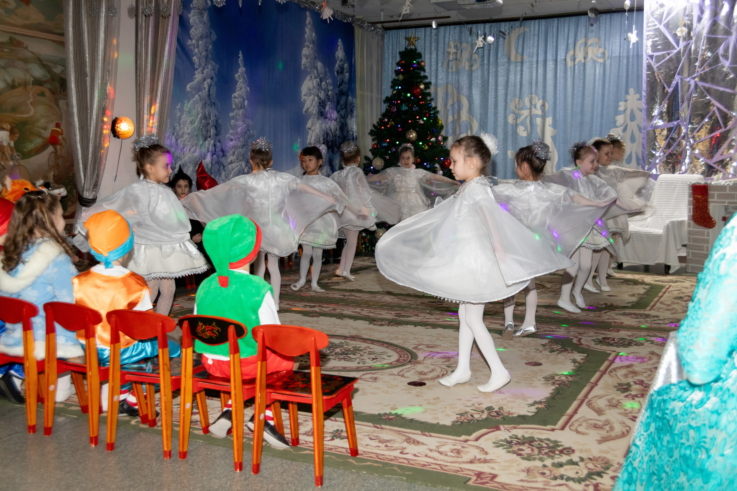 Новогодний утренник подготовительной группы. Индивидуальный и свадебный фотограф в Москве, Электростали и Туле Кадейкина Екатерина