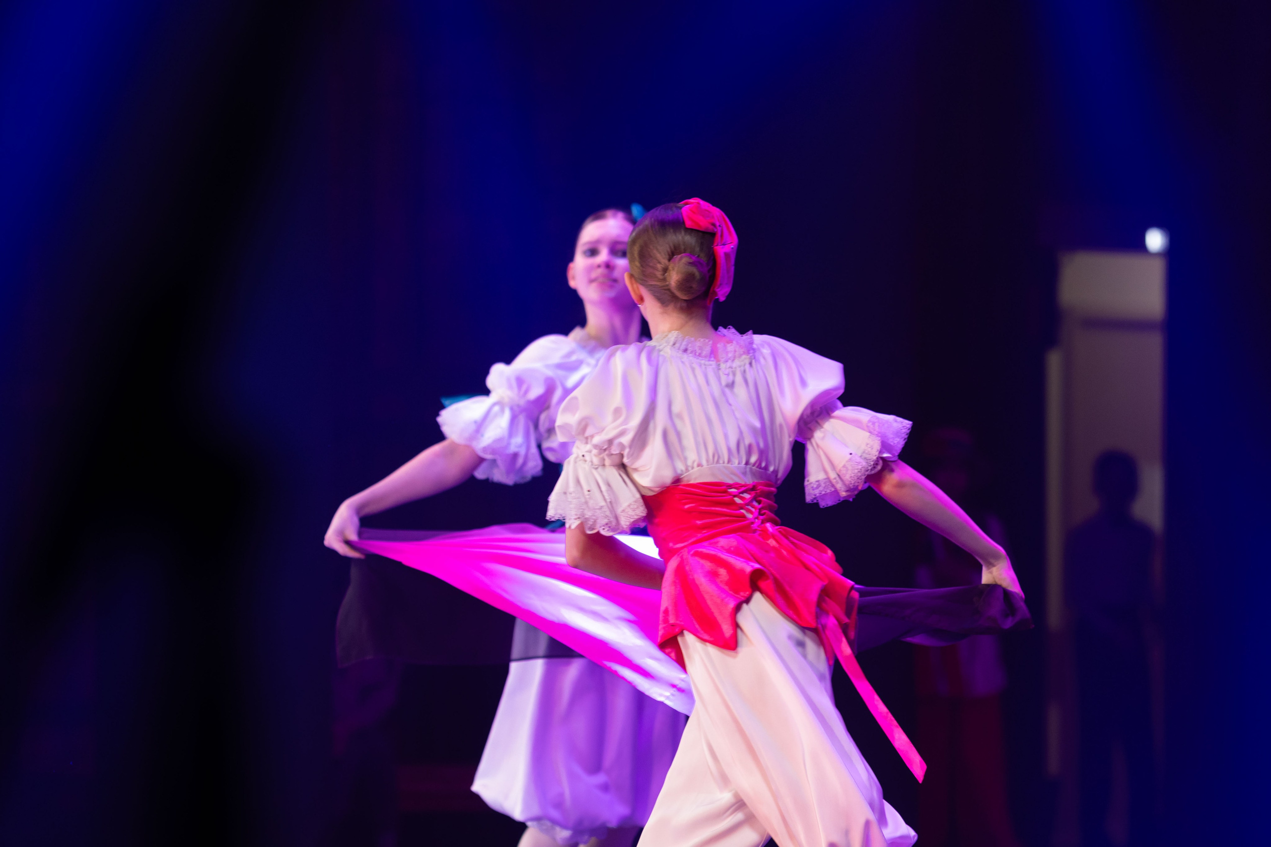 Дк Воровского отчетный концерт. Семейный и детский фотограф Анна Петракова