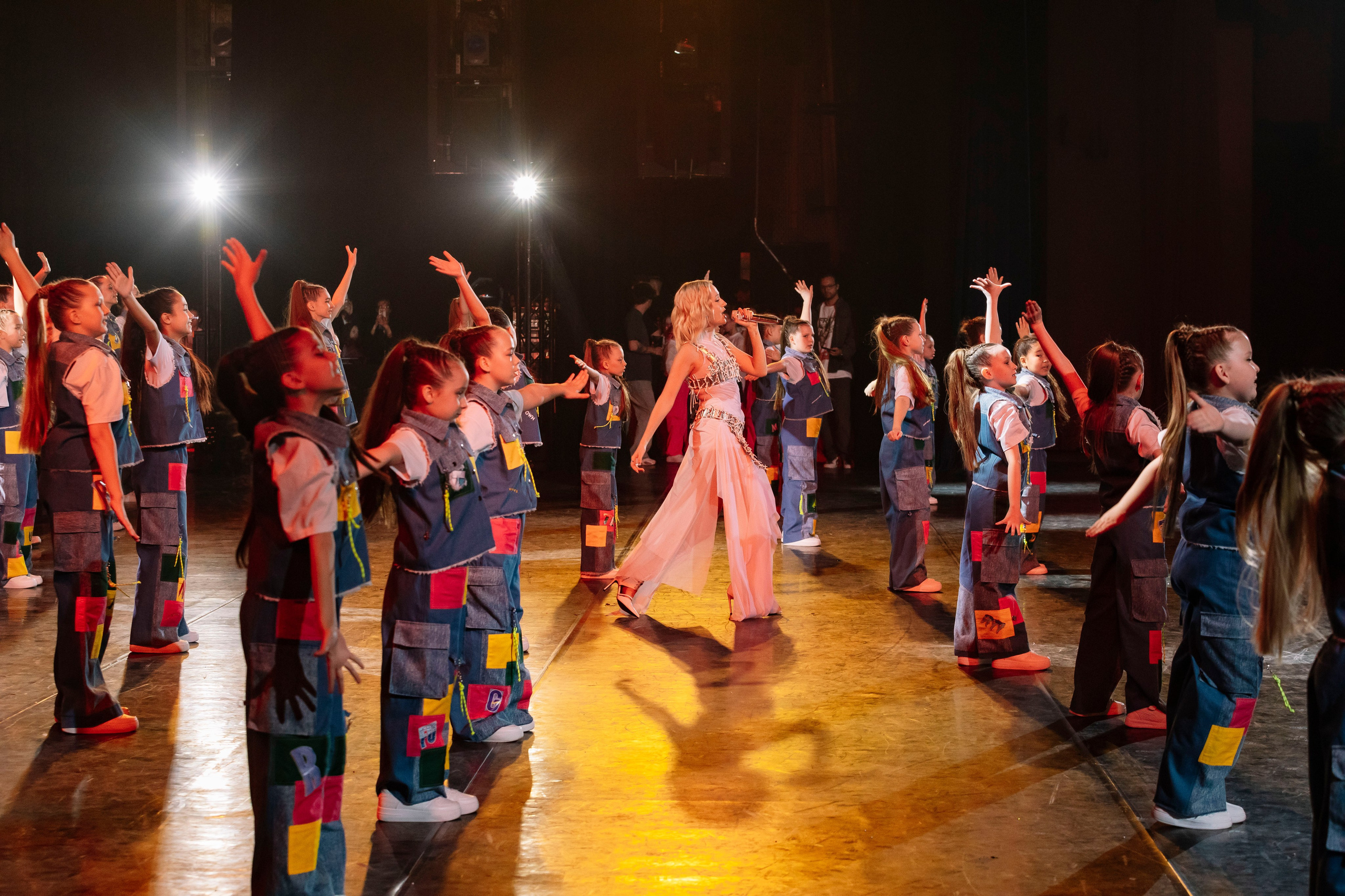 Закулисье. Гала-концерт Новые Имена в Кремлевском Дворце 30.03.26. Профессиональный фотограф в Москве | Заказать фотосессию и съемку