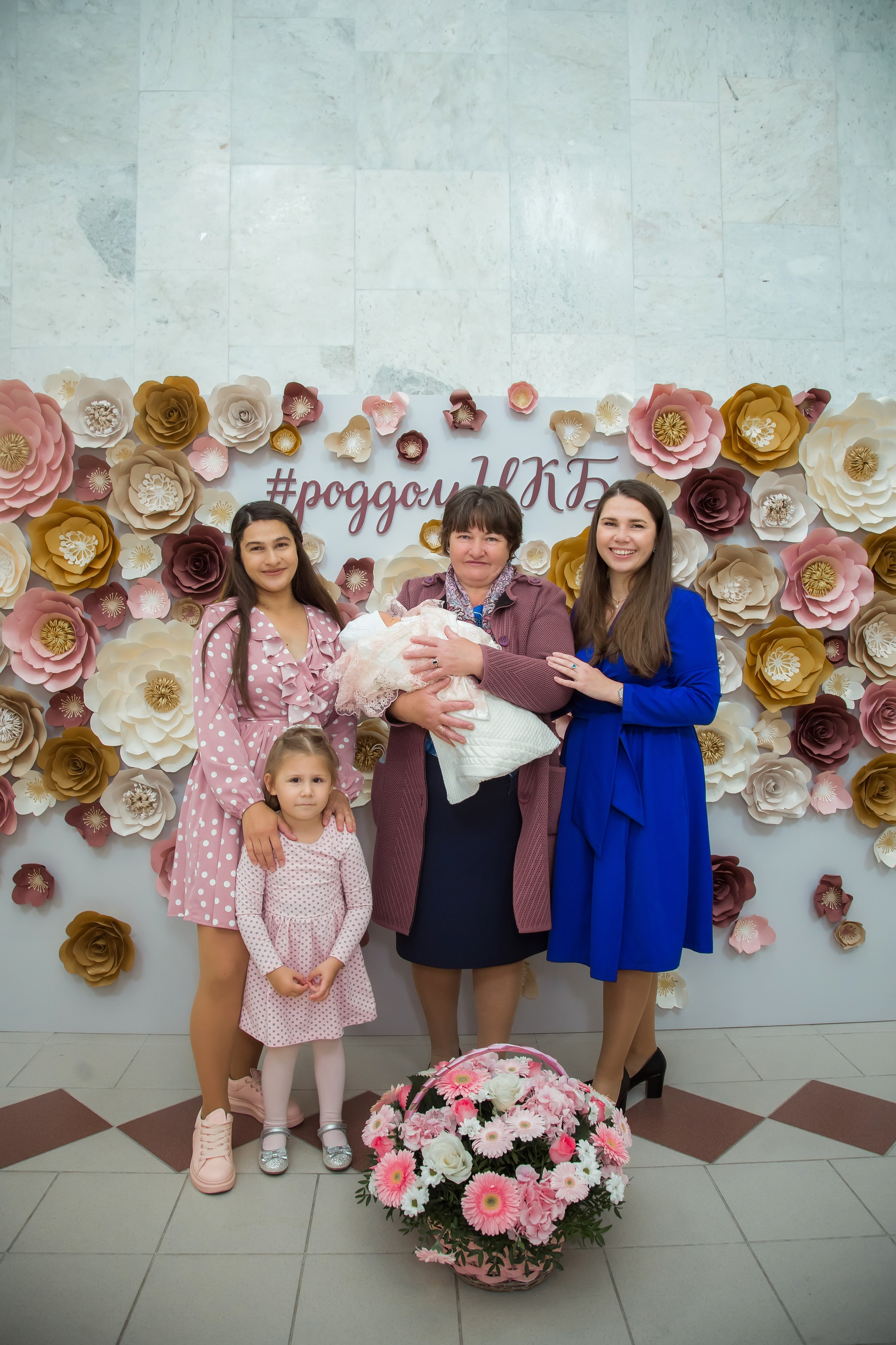 Выписка Камиллы. Фотограф на Крещение, семейный фотограф в Москве