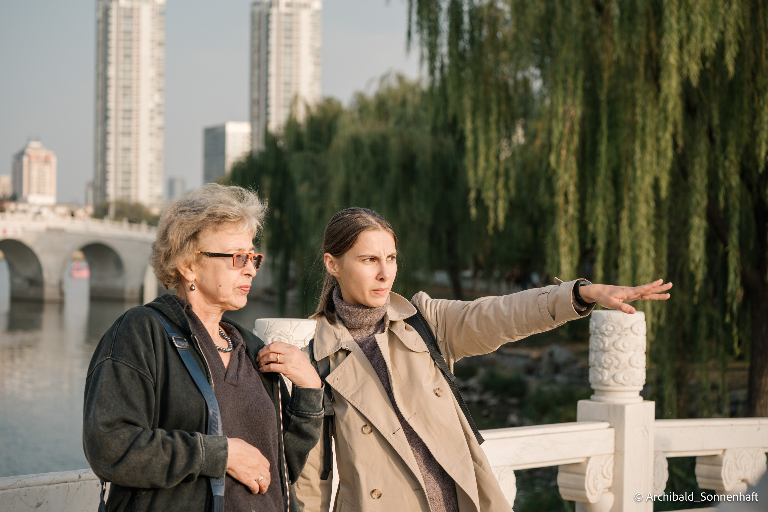 Walk around ShuiShan park. Photographer in Guangzhou, China. Archibald Sonnenhaft