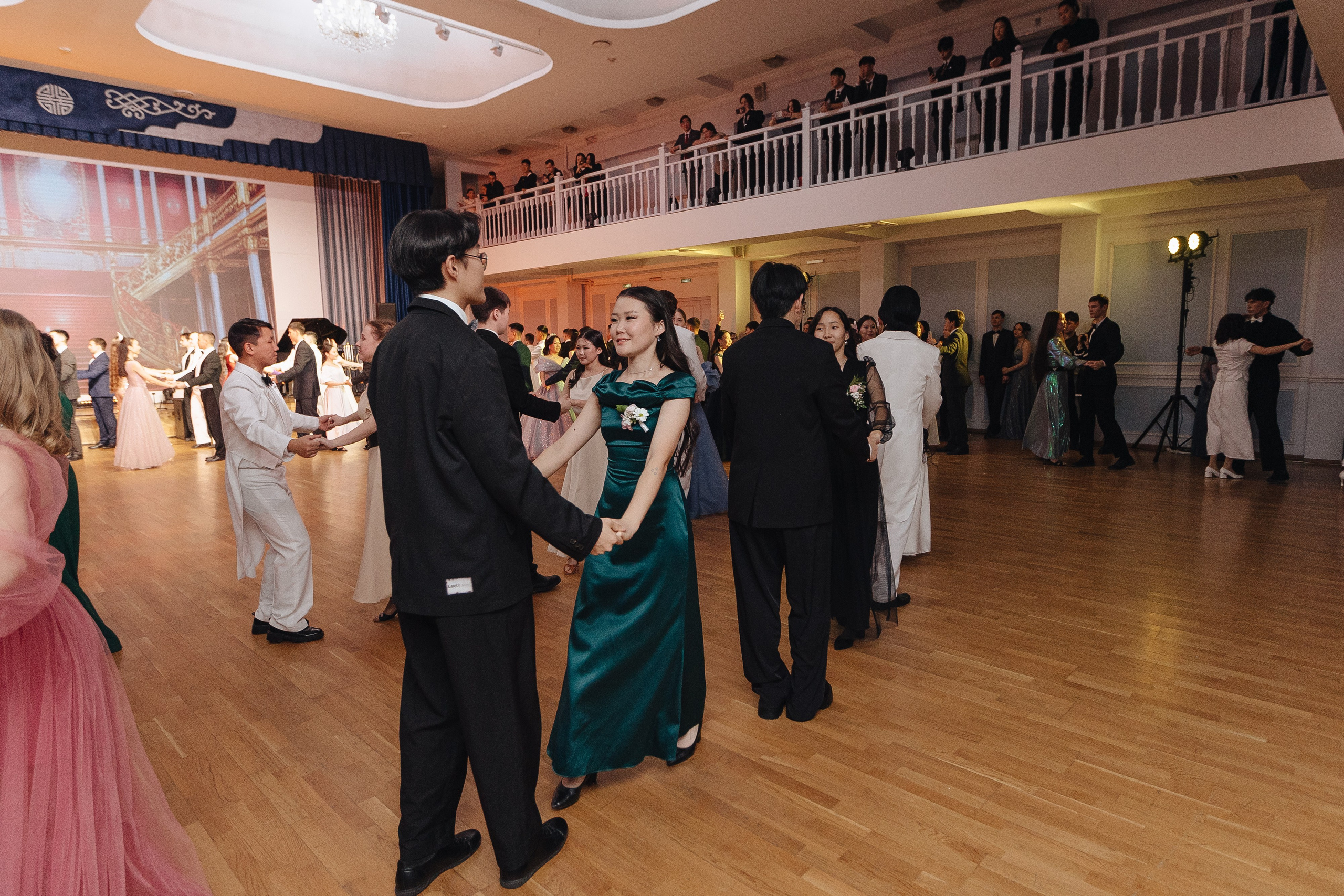 Студенческий бал. Свадебный и семейный фотограф в Улан-Удэ