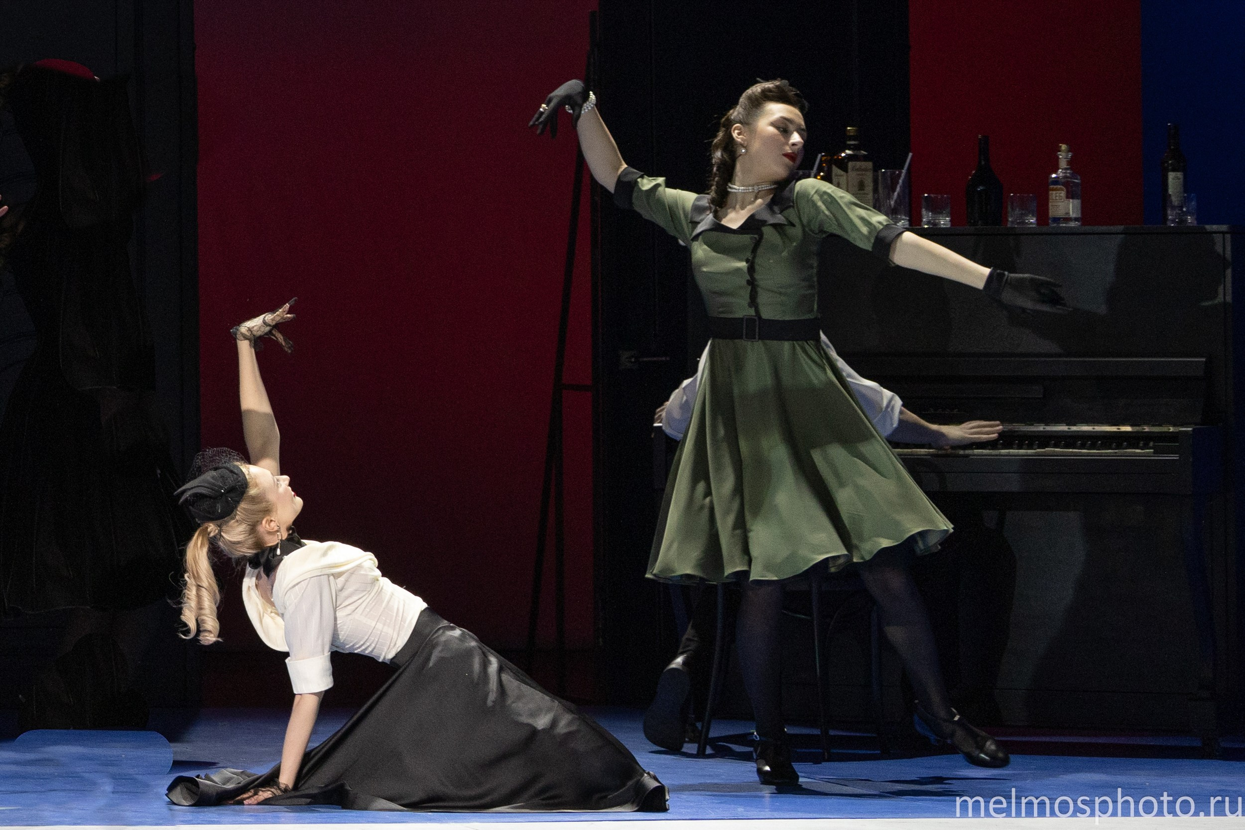 «Маленькая опера» в Малом театре. Репортажный, архитектурный, театральный и файн-арт фотограф Лена Мельникова в Москве