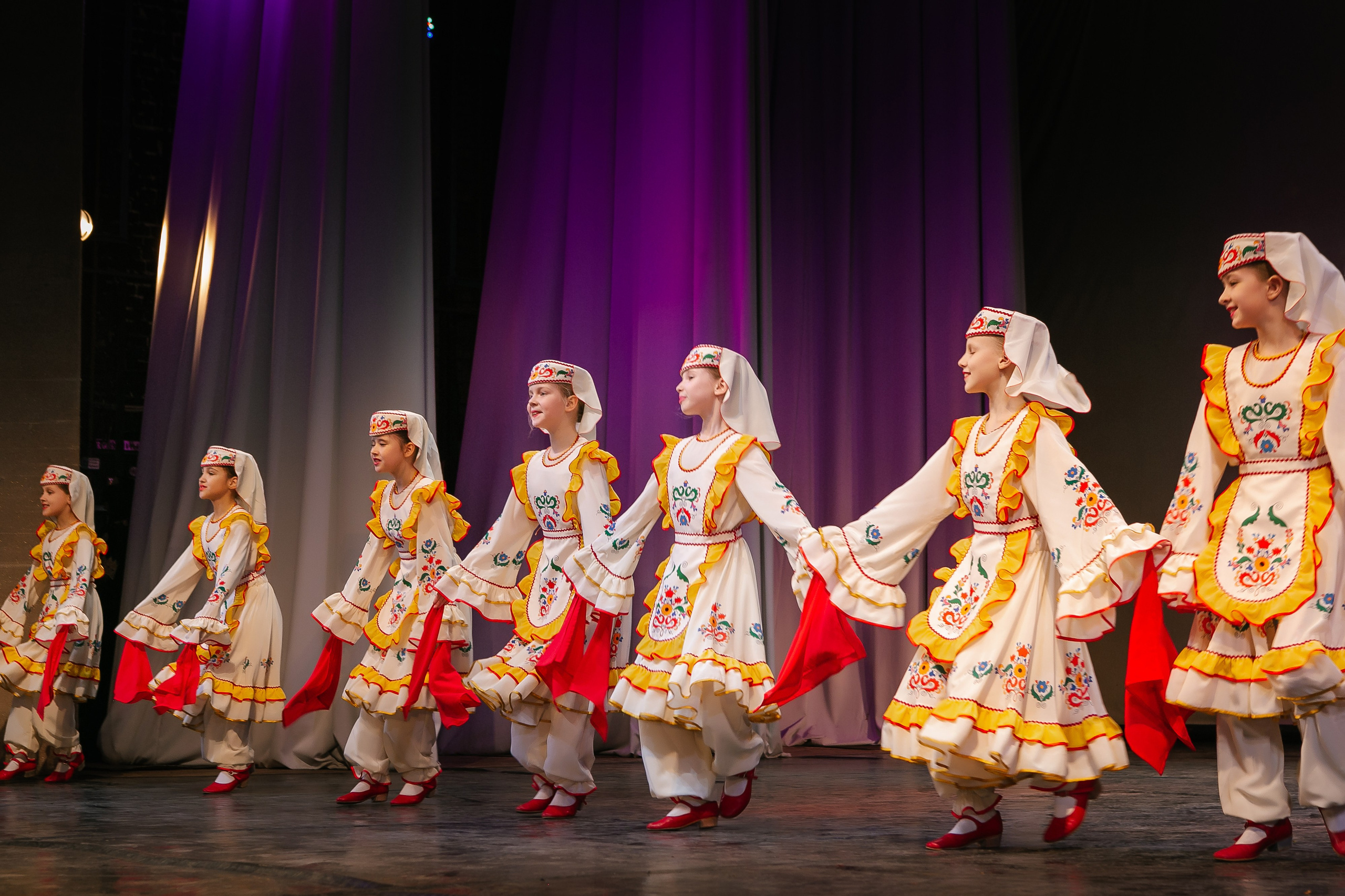 Межрегиональный фестиваль «Сибирские звезды». Контент фотограф, съемка для маркетплейсов, фуд съемка и репортажи в Новосибирске Ралия Галеева