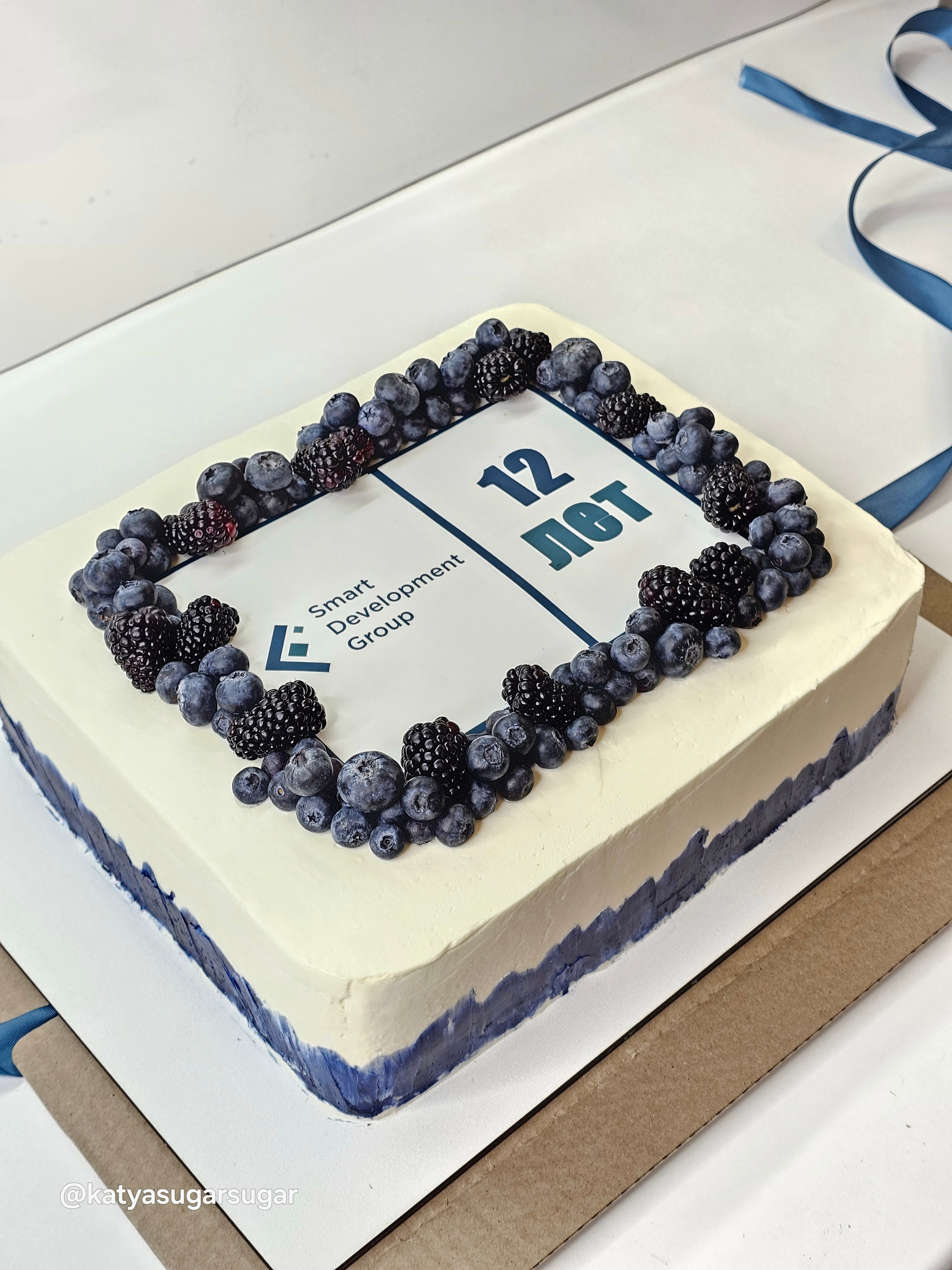 Торты. Katyasugarsugar капкейки, зефир, торты Москва