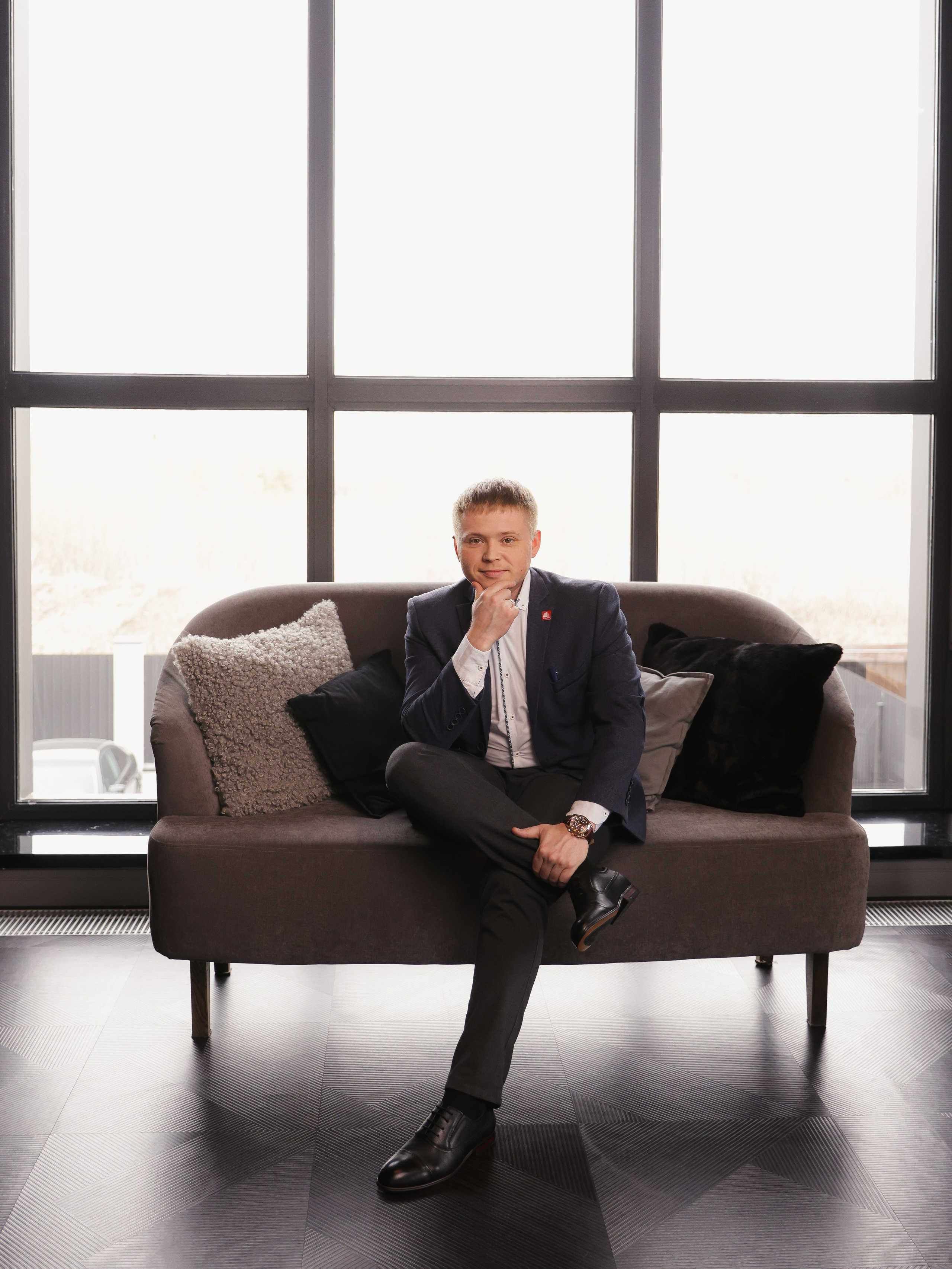 Топ-риэлтор Тюмени Максим. Мультифотограф Динара Ахмедзянова