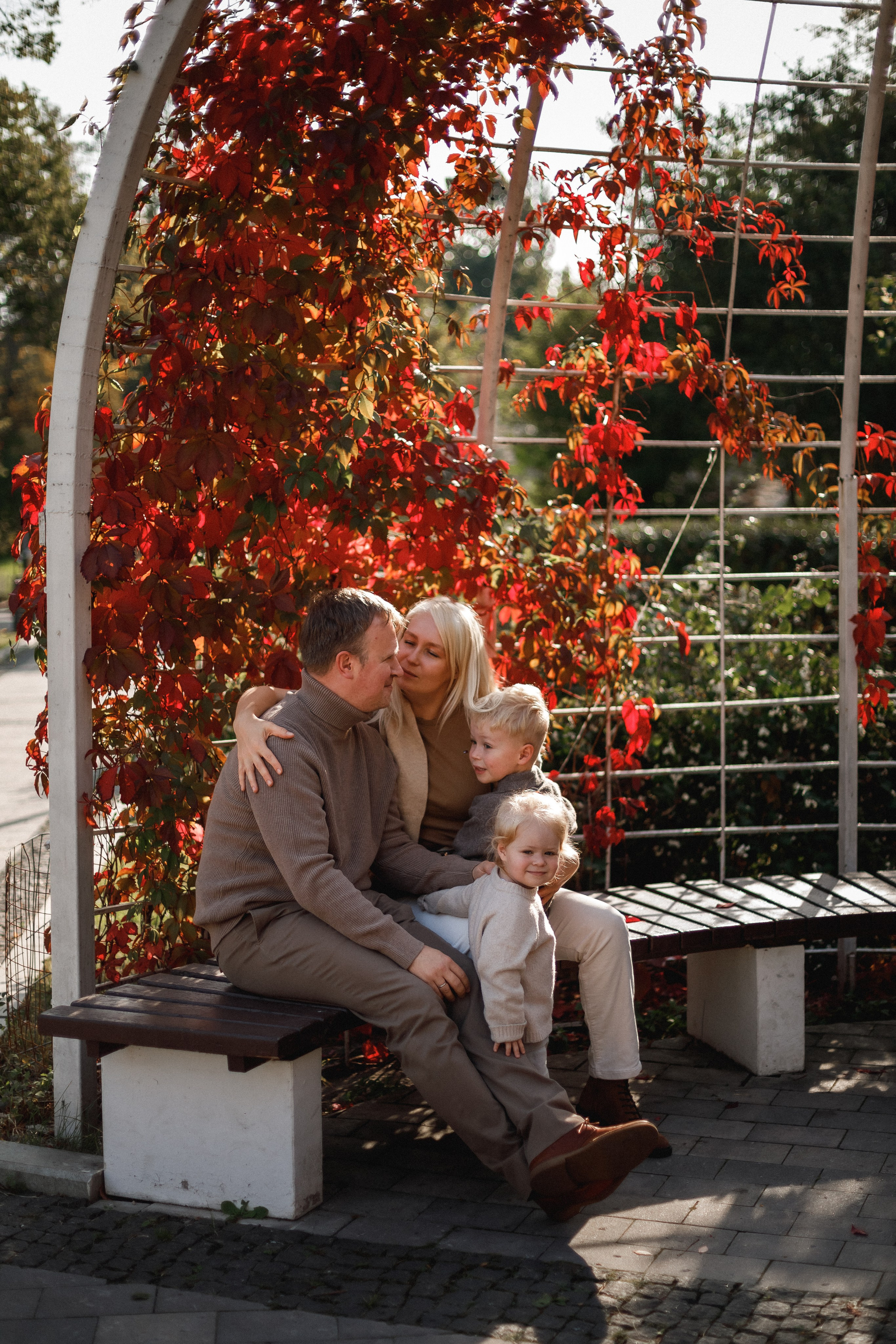 Прогулка в Бауманском саду. Фотограф в Москве Базанова Дарья