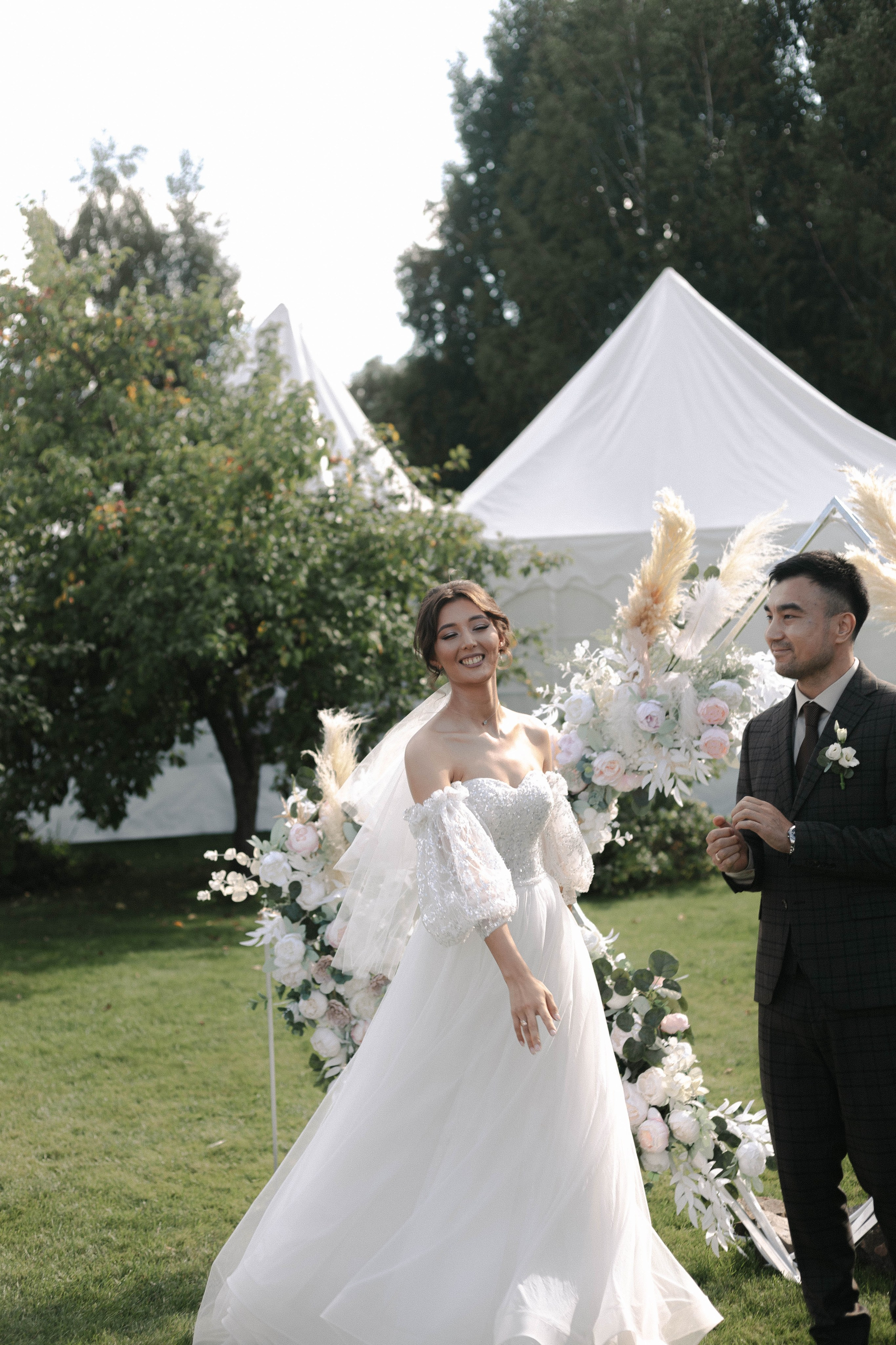 Первое дуновение ветра. Свадебный фотограф видеограф Новосибирск Кемерово Калининград