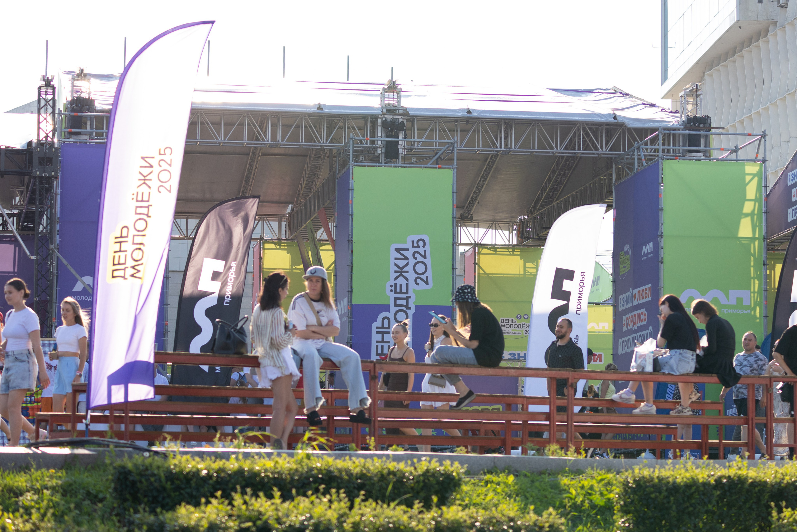 День молодёжи. Владивосток 2025. Олег Катакинов| Репортажный фотограф в городе у моря (Владивосток)