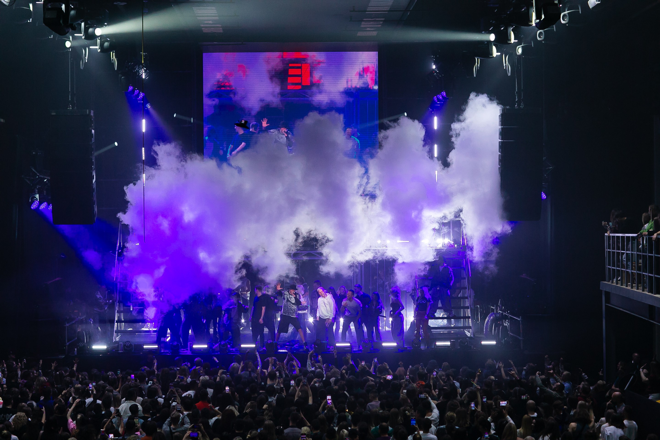 Концерт Клавы Коки. Фотограф в Москве