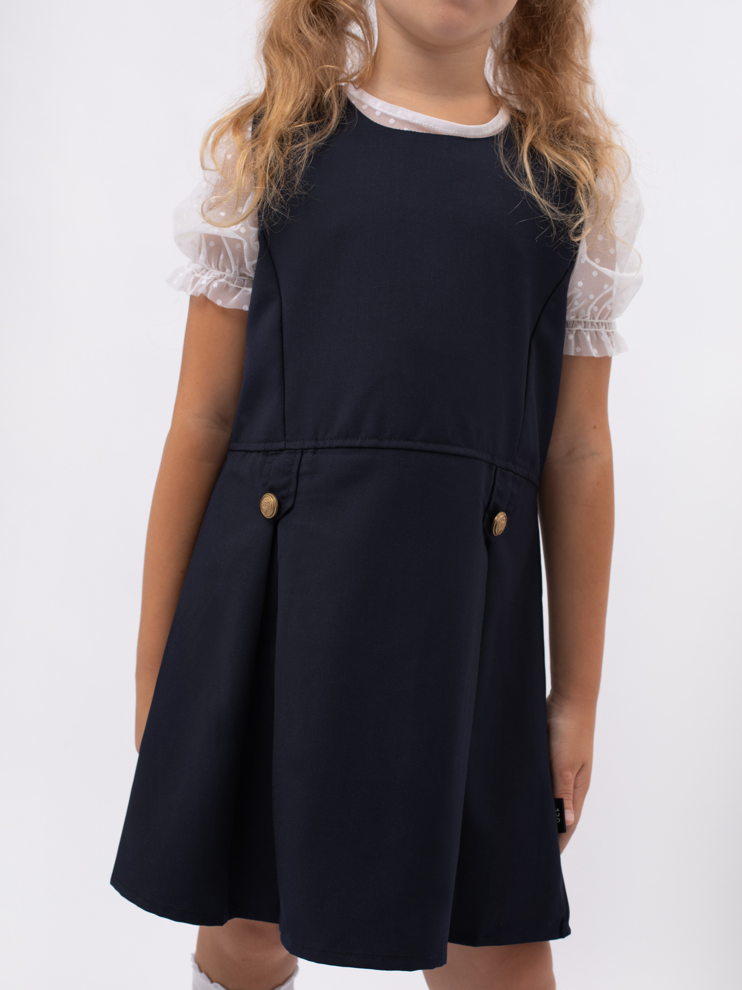 Школьная одежда. Фотостудия предметной и модельной съёмки для маркетплейсов