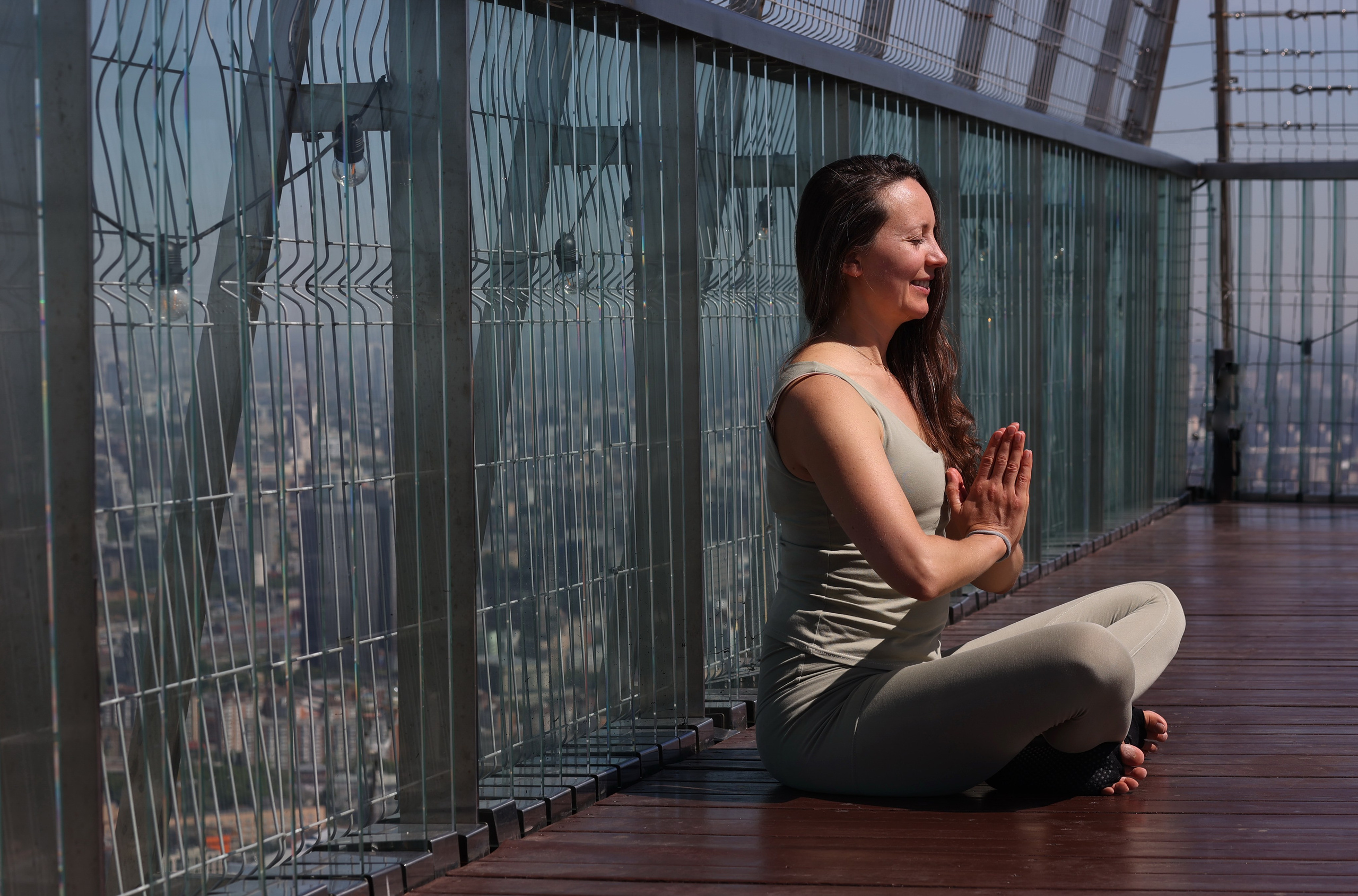 Йога на крыше Москва-Сити. Портретный фотограф Москва
