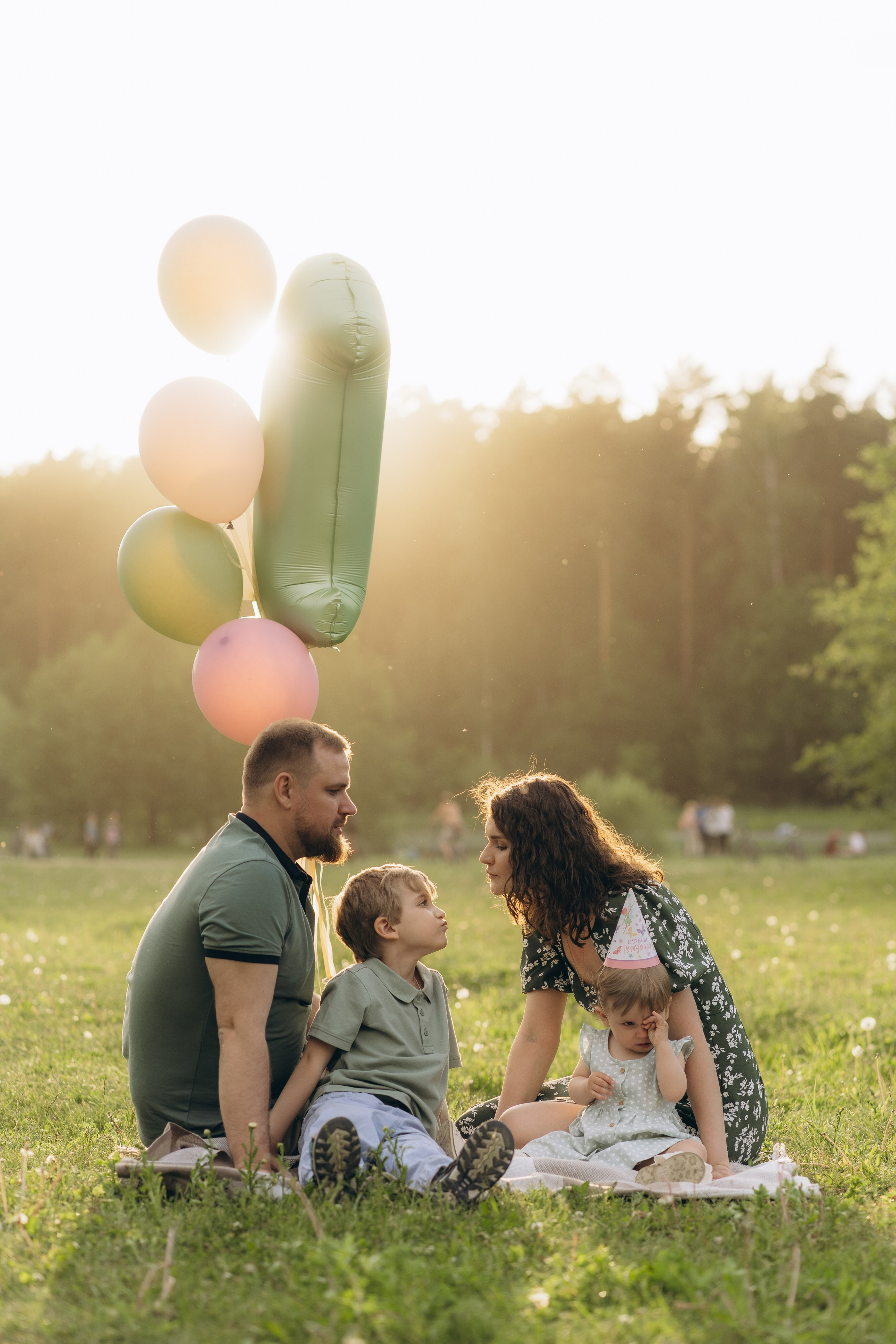 Семейная фотосессия в студии в Москве, семейный фотограф Анна Полушина. Свадебный фотограф в Москве Анна Полушина