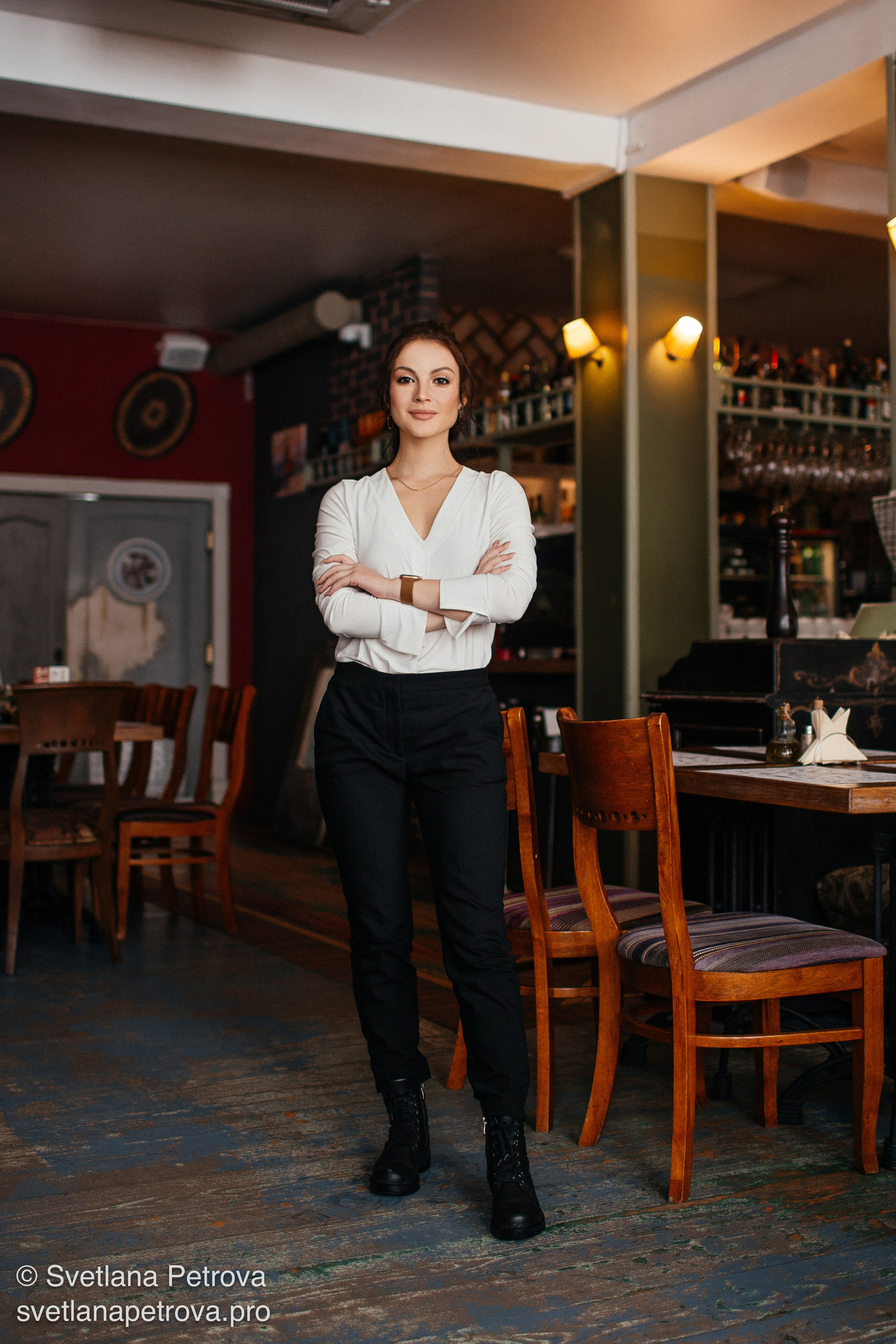 Индивидуальная съёмка в кафе. Зима 2021. Фотограф Светлана Петрова