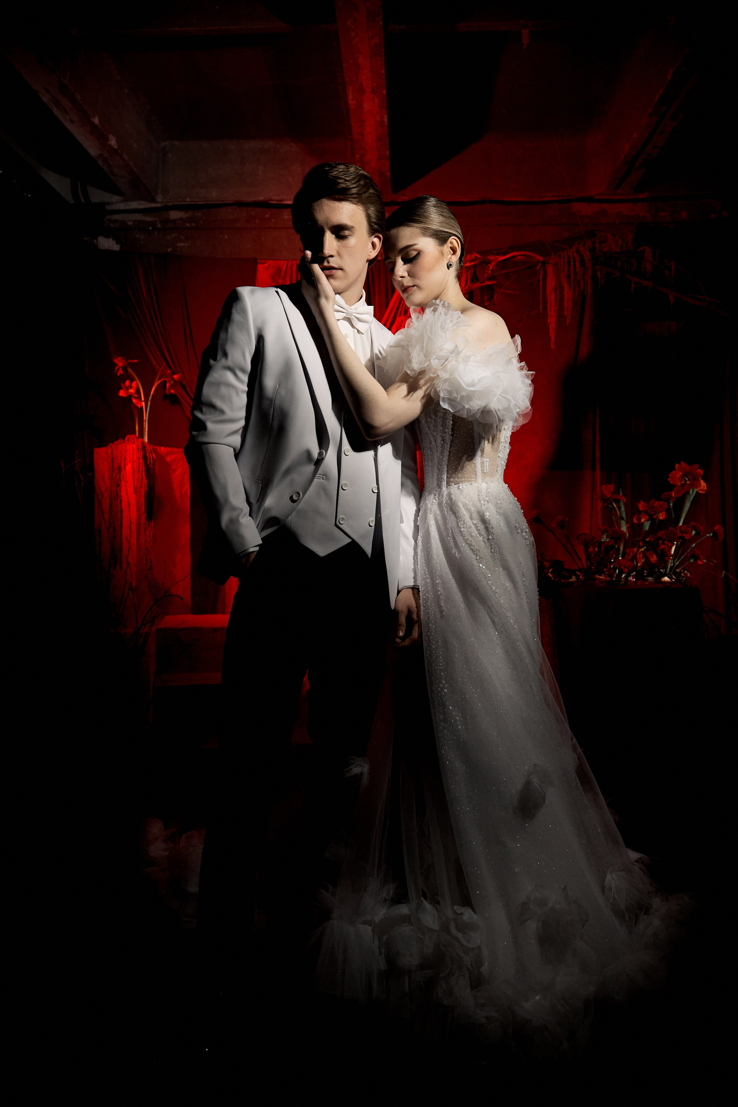 Red. Свадебный фотограф в Красноярске Владимир Ятмасов