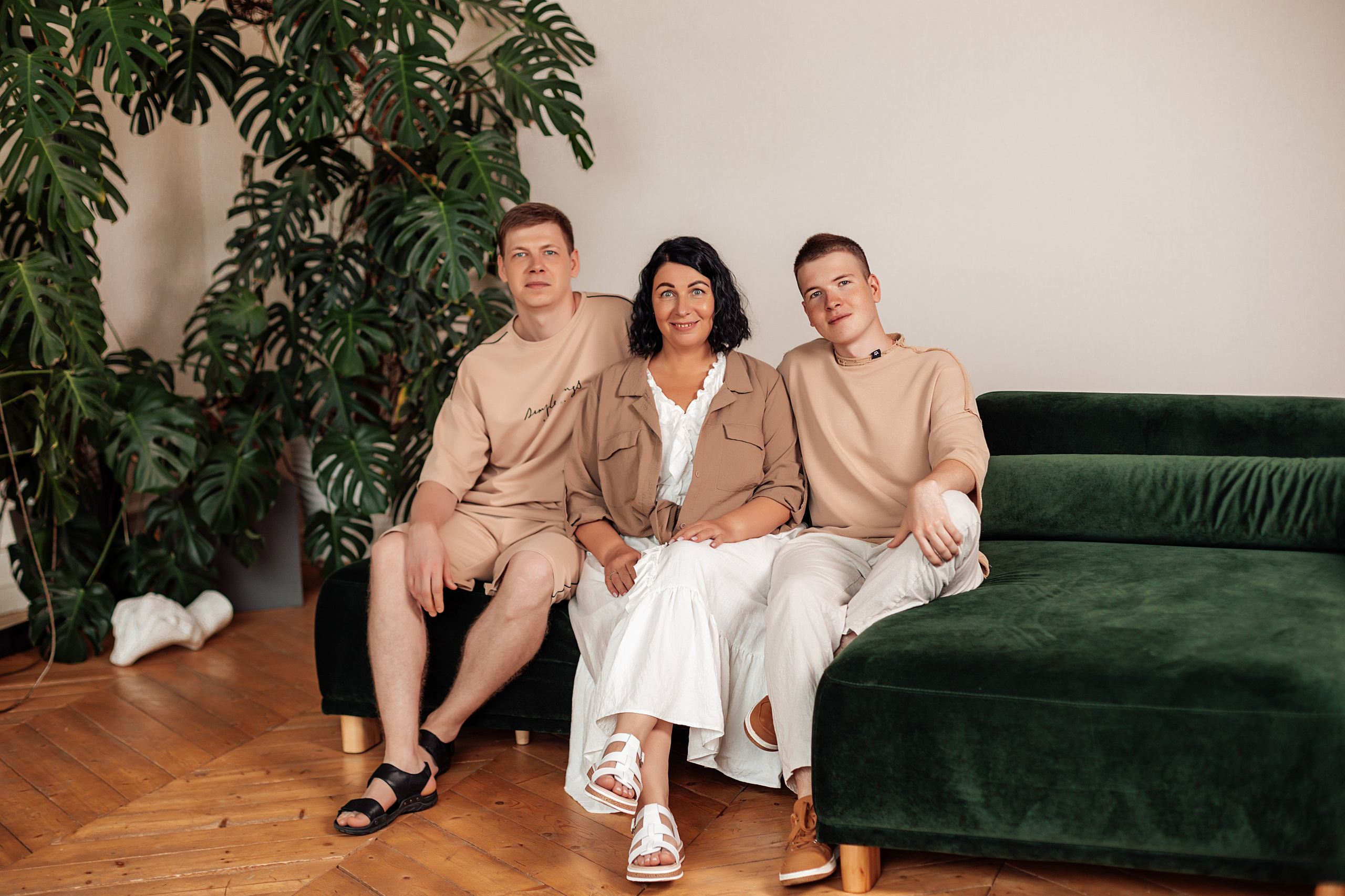 Три поколения. Https://malovafoto.ru