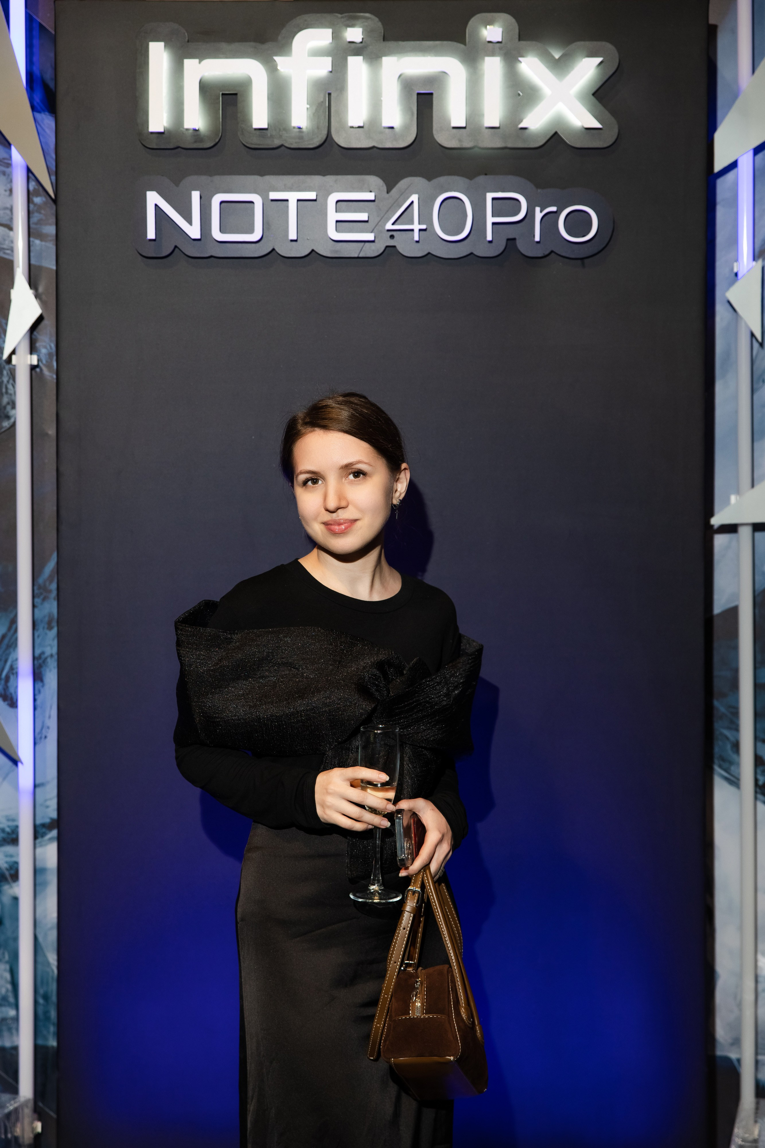 Презентация Infinix. Свадебный репортажный фотограф в Москве