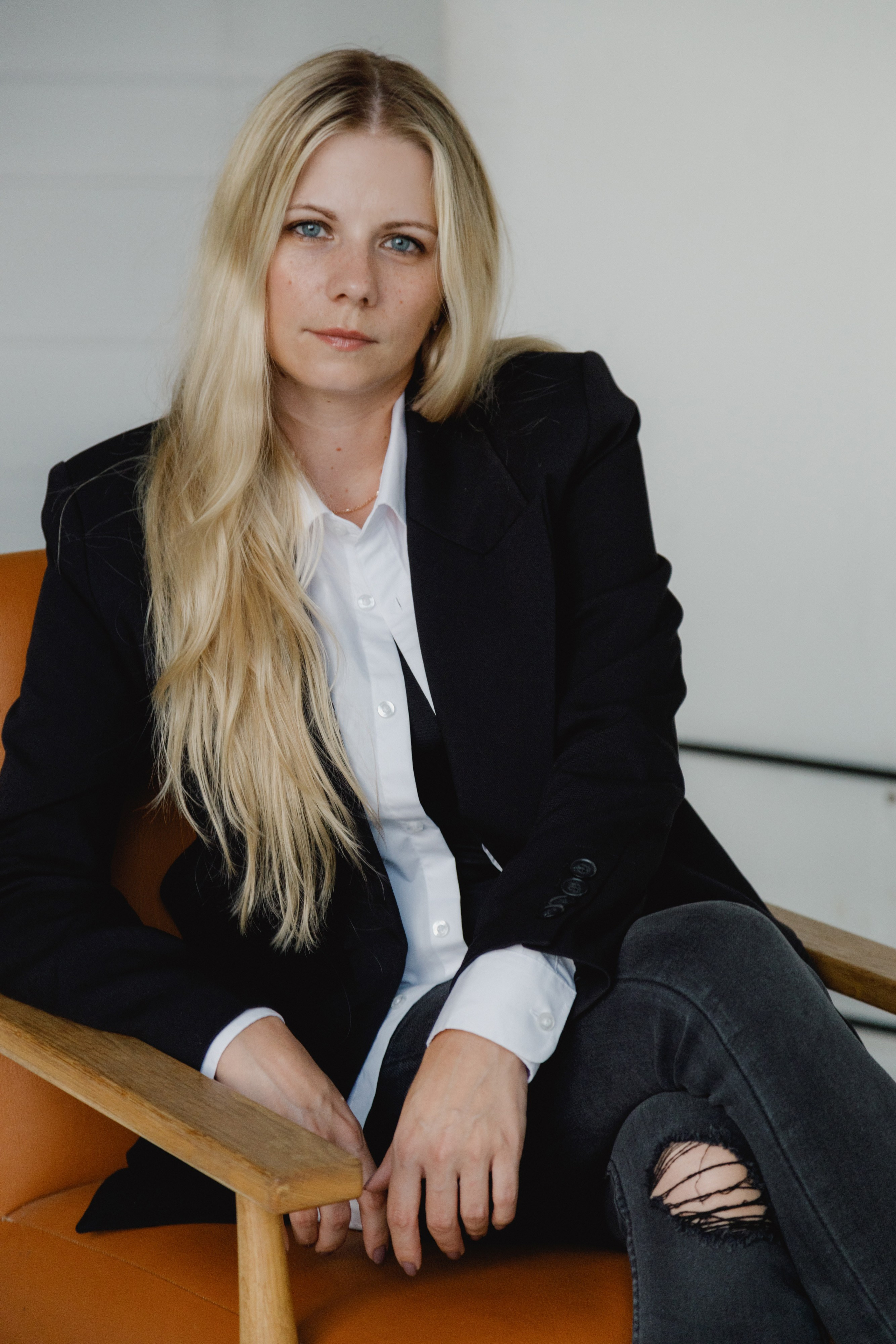 Деловой взгляд, искренняя улыбка. Фотограф в Москве — Ольга Федотова