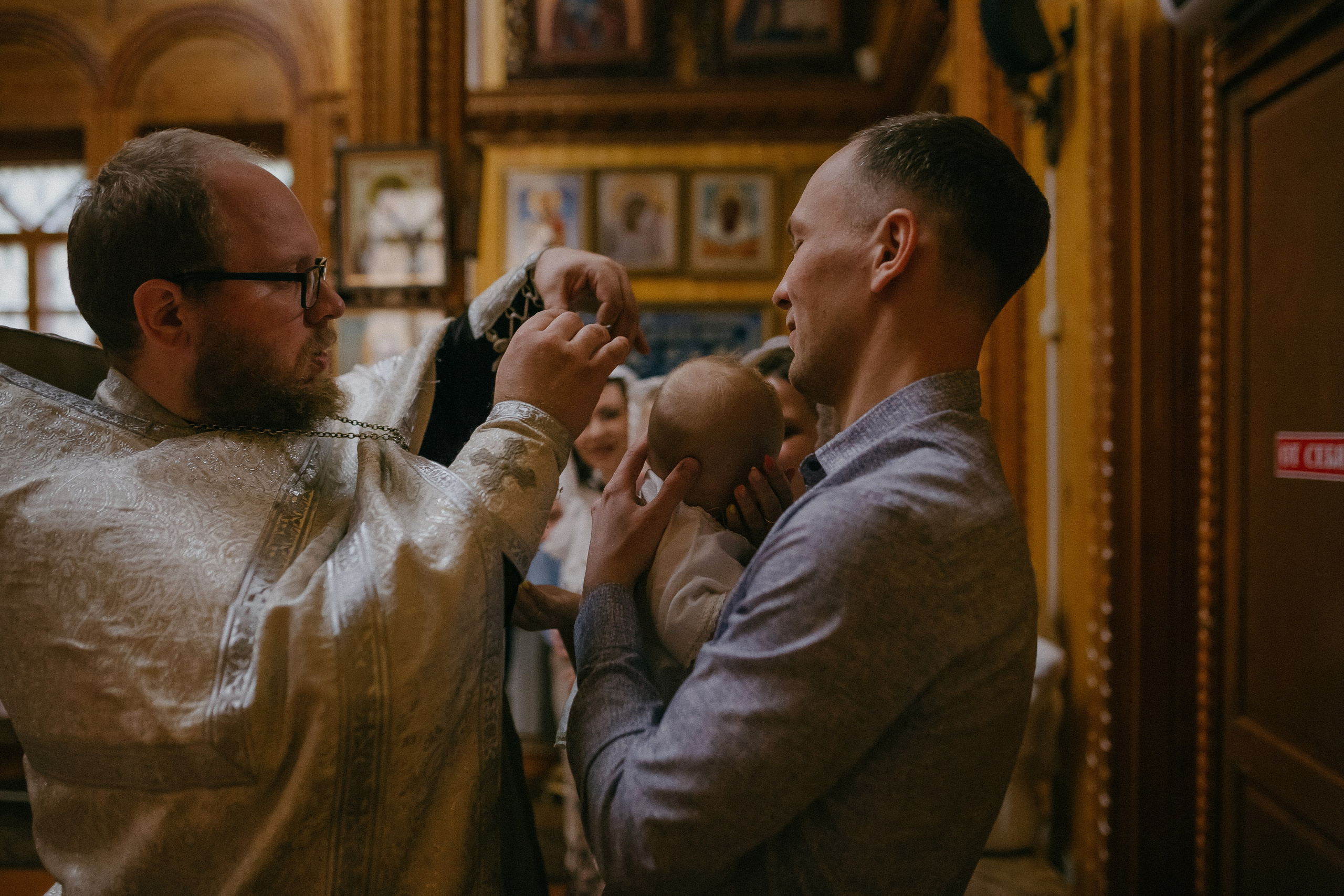 Крещение Таисии и Льва. Храм в честь Святителя Николая. п.Белый Яр. Семейный фотограф в Сургуте