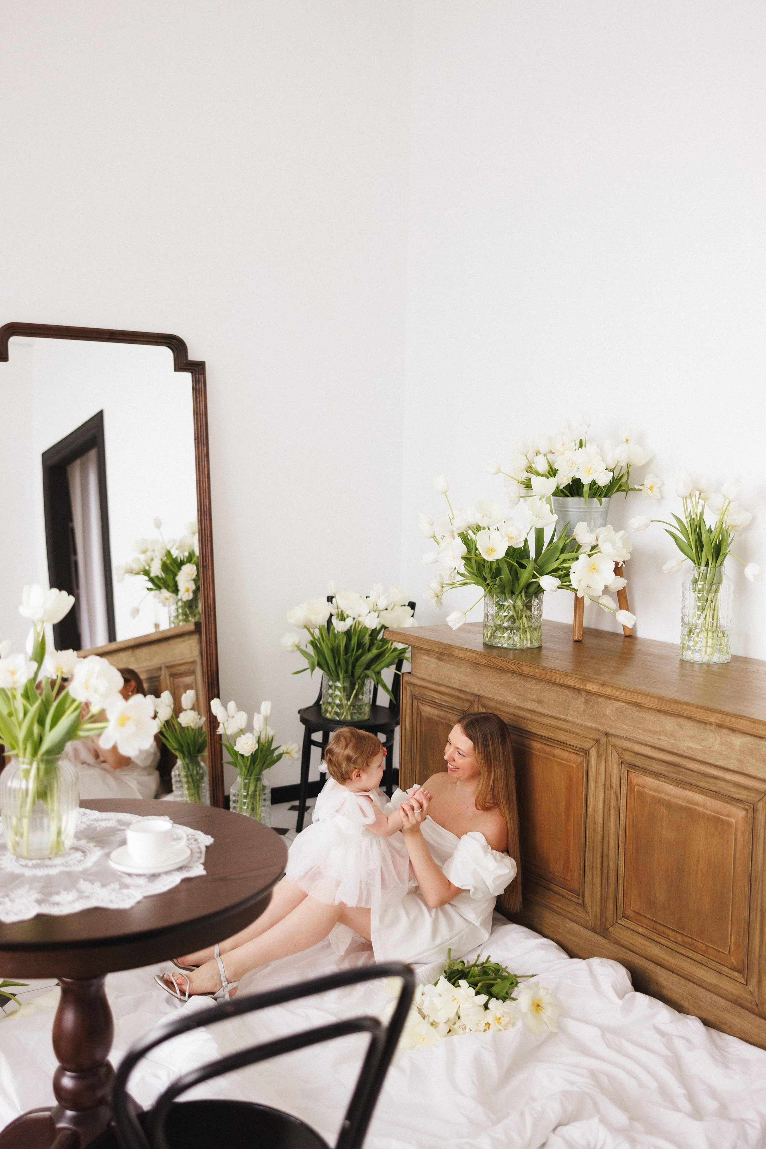 Фотосессия с живыми цветами в фотостудии «Lite», город Краснодар. Семейный и детский фотограф в Краснодаре Анна Трашкова