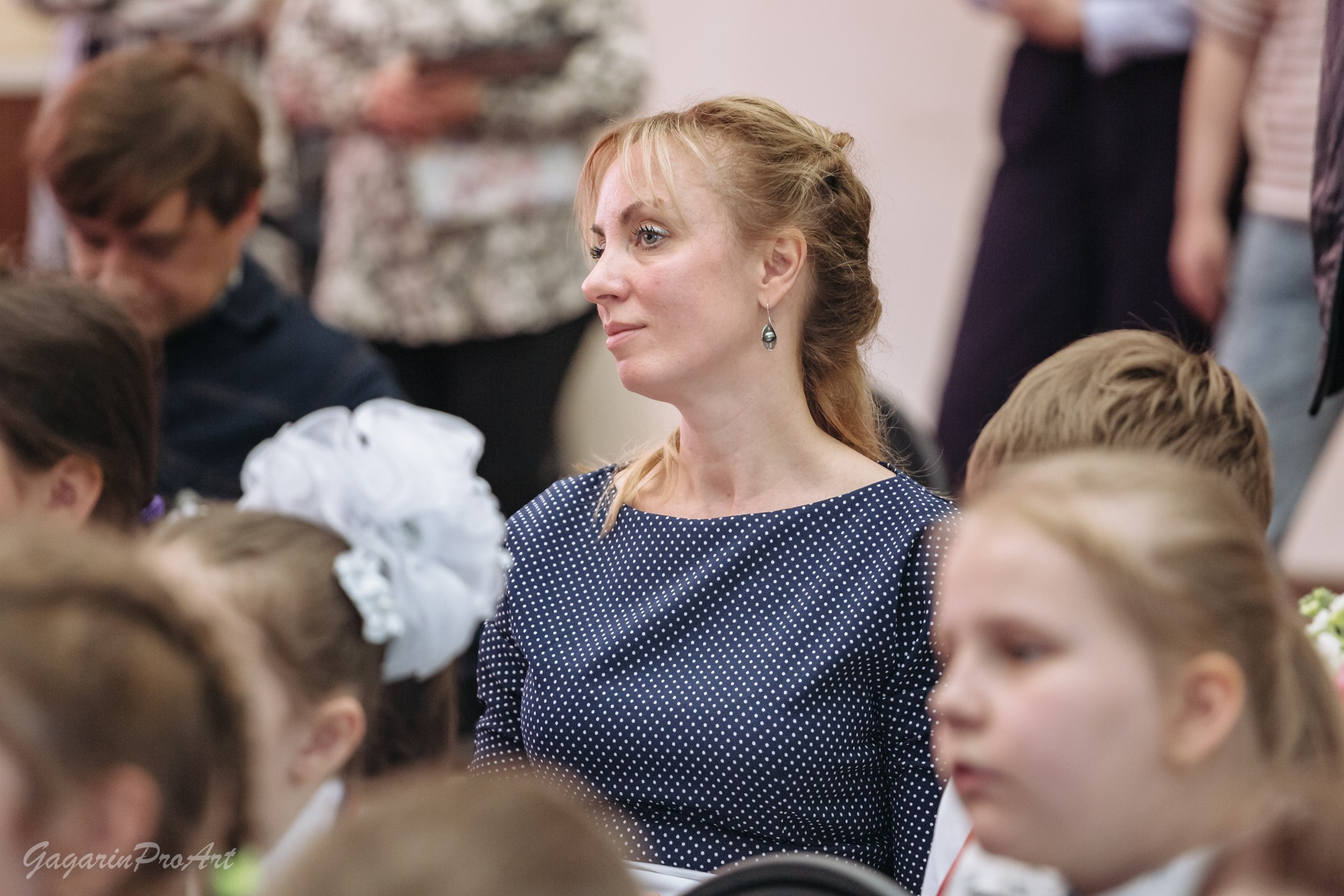 Репортаж в школе на выпускной. Фотограф на выпускной. GagarinProArt