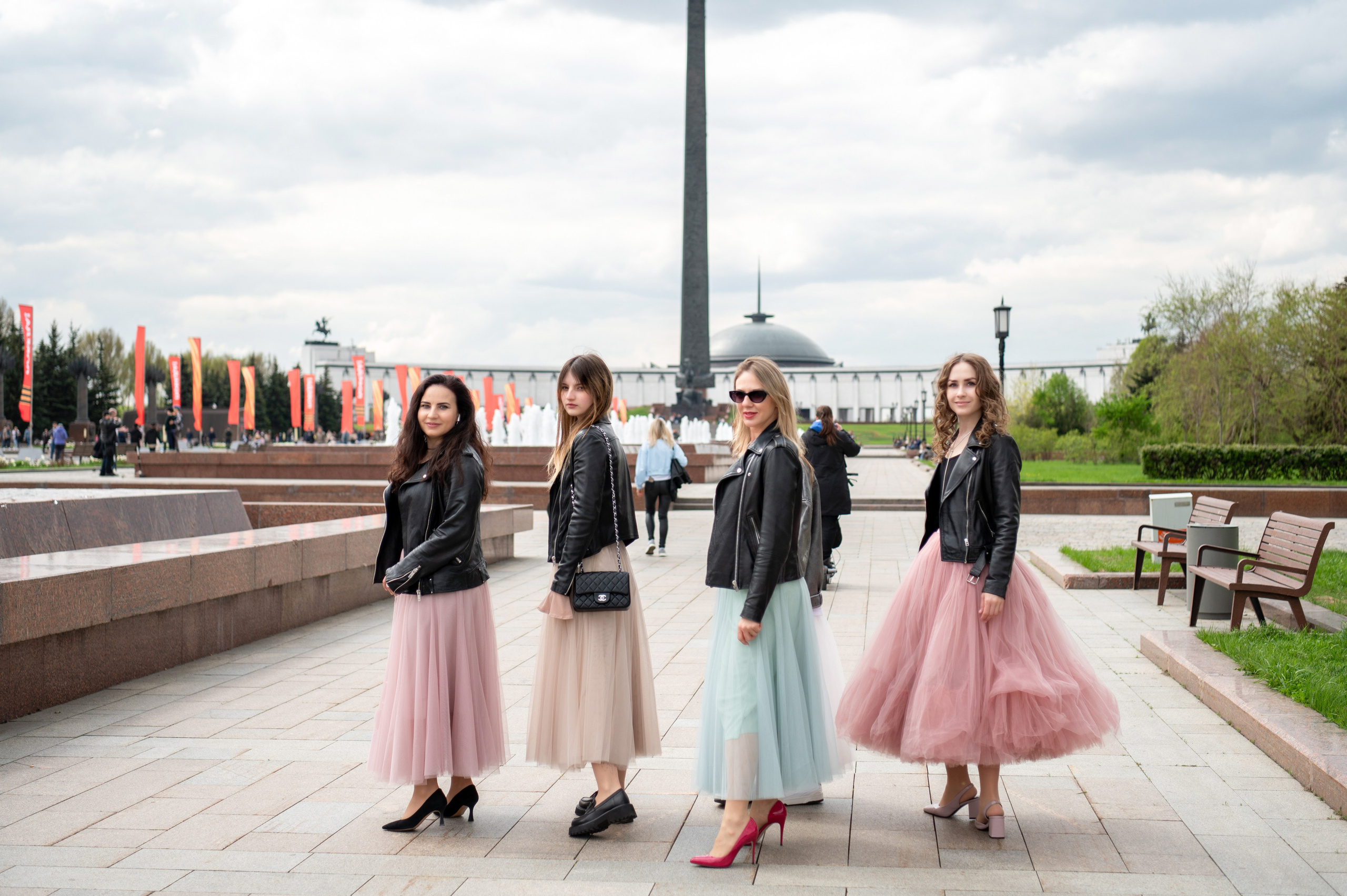 Прогулочная фотосессия Парк Победы. Детский и семейный фотограф г. Москва Оксана Катаджи