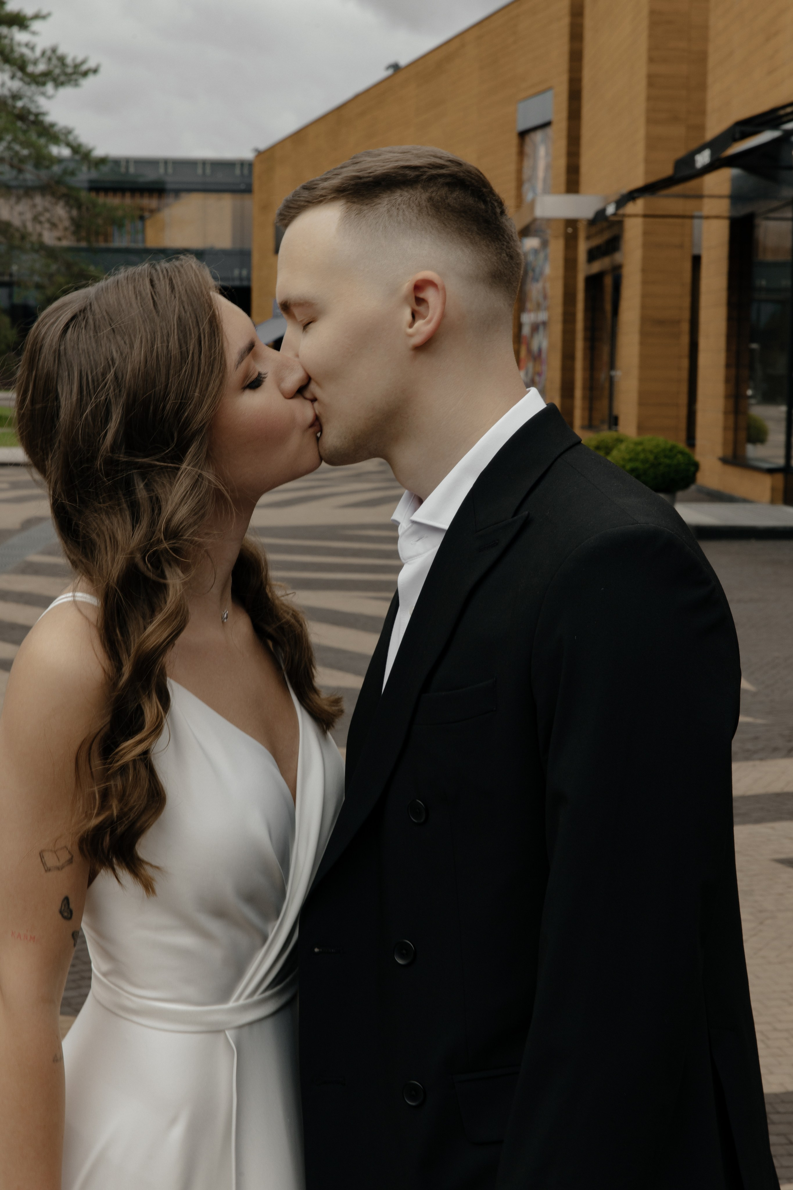 23.07.2024. RETOUCH-HOUSE