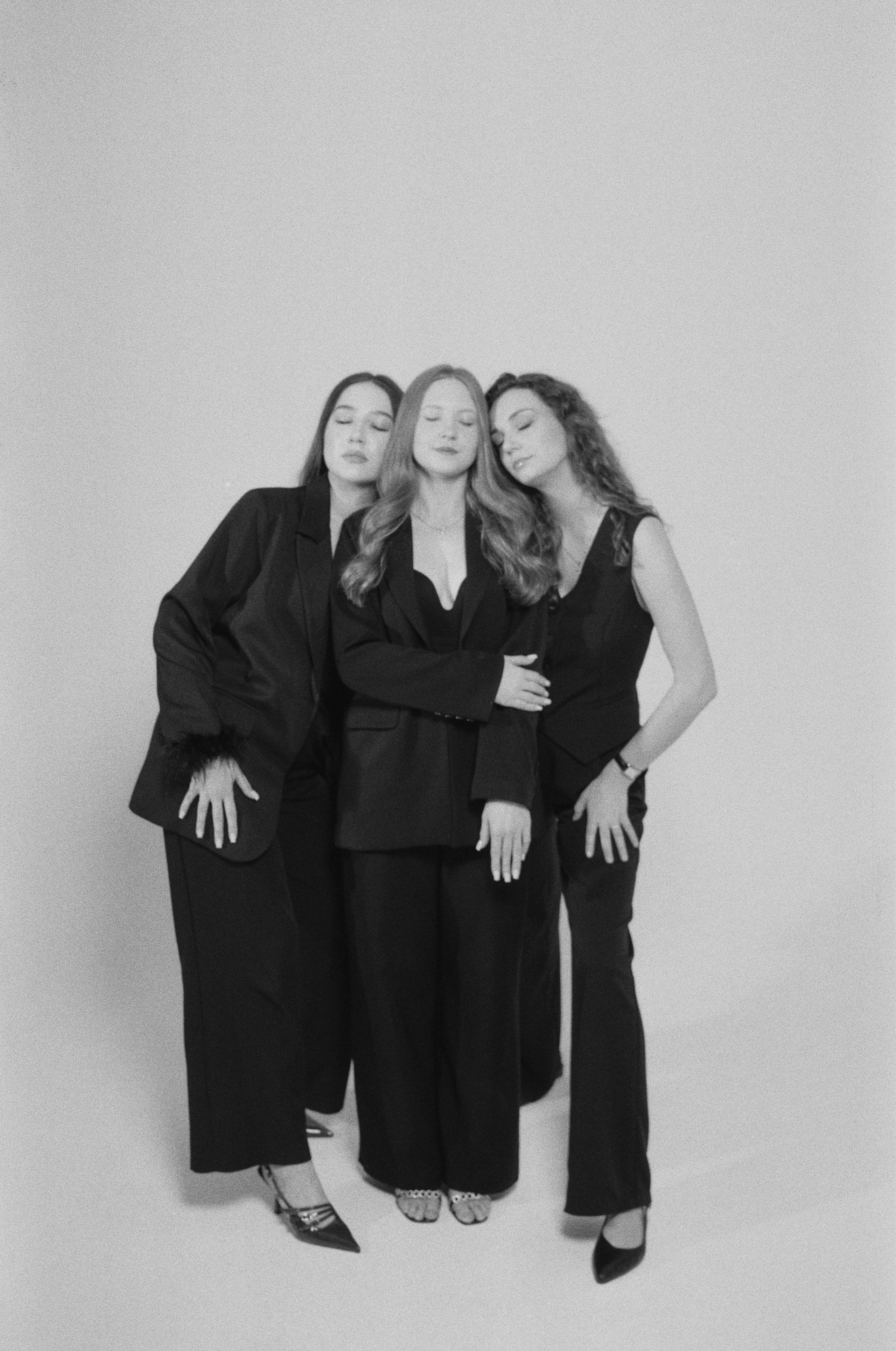 Мария, Анастасия и Алина. Художественная фотография | Фото на пленку — Илья Кобзев