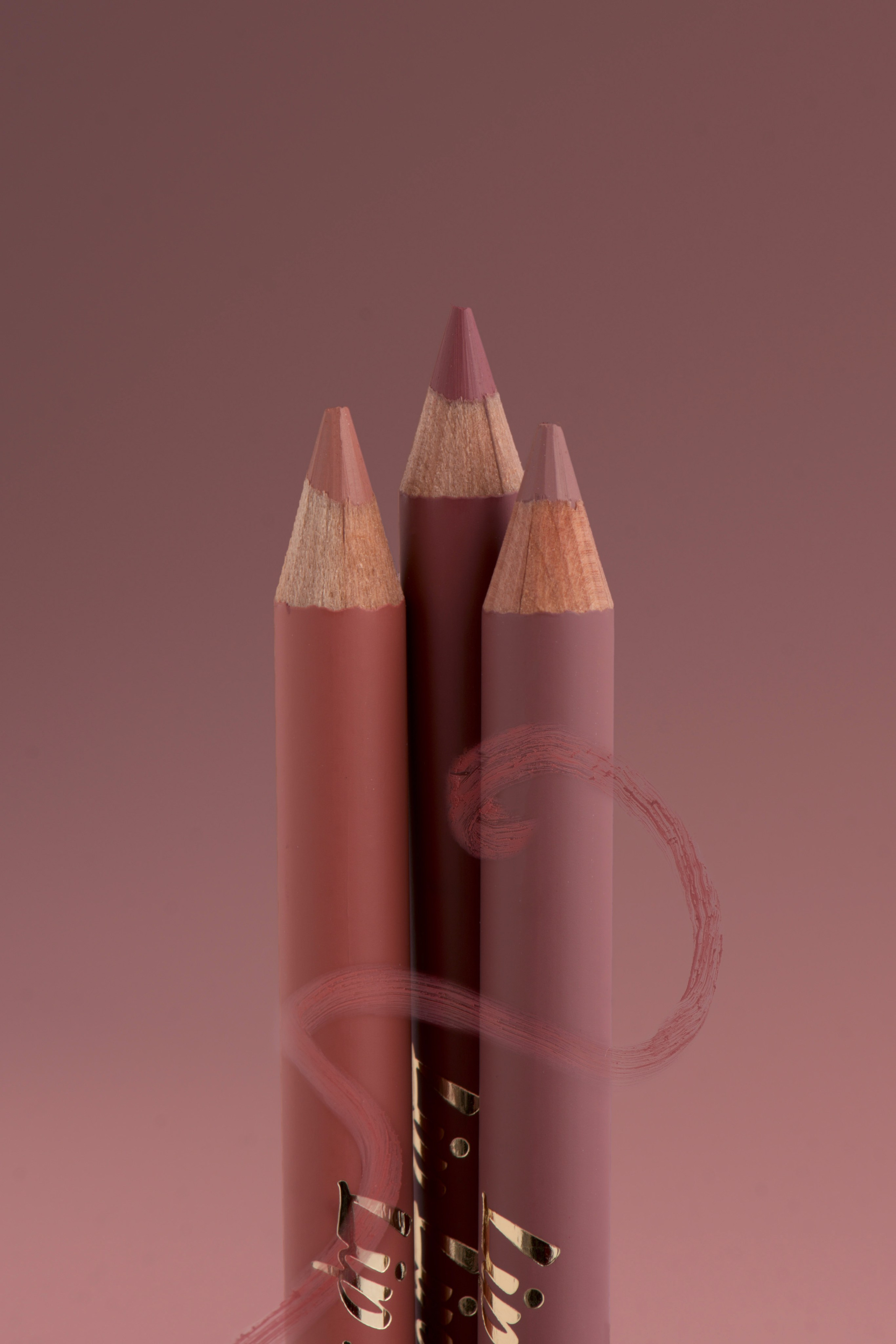 Съемка декоративной косметики. Александра Чекалина Предметный фотограф Барнаул