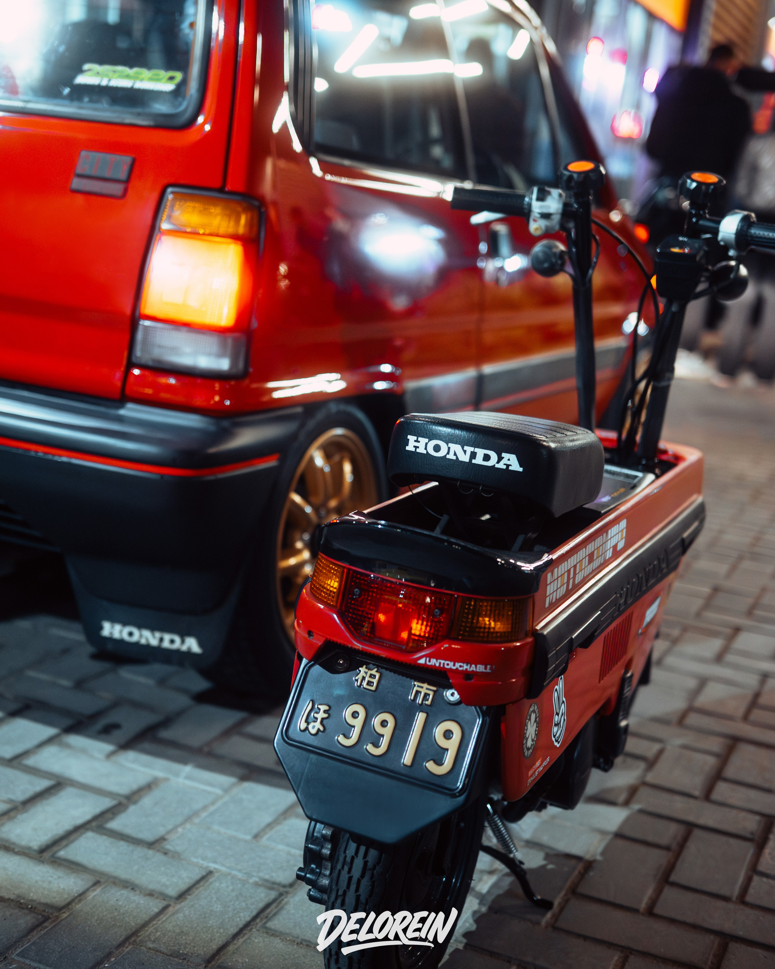 Honda City & Motocompo. DeLorein