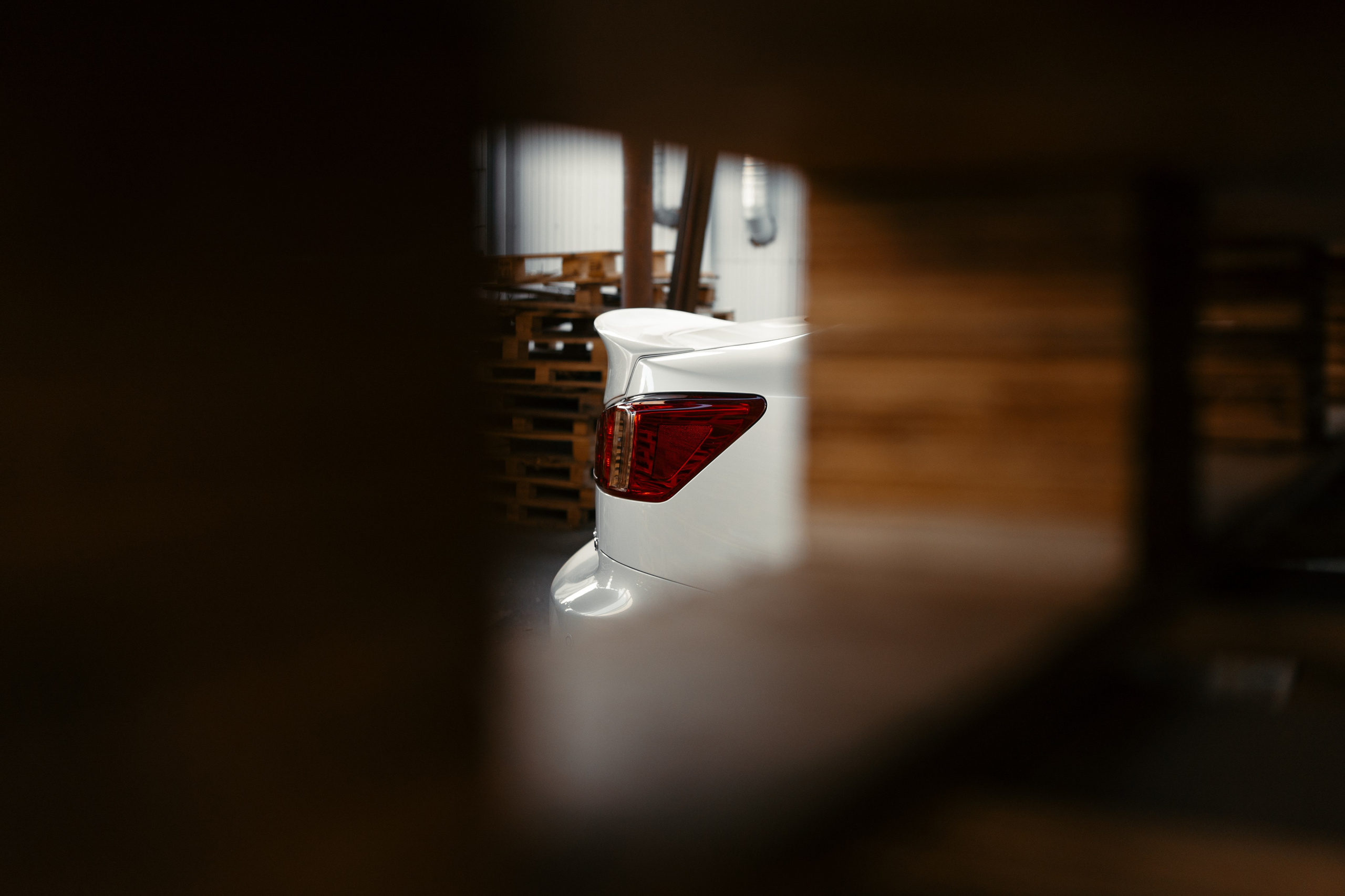 Lexus is250 sd_mov. DeLorein