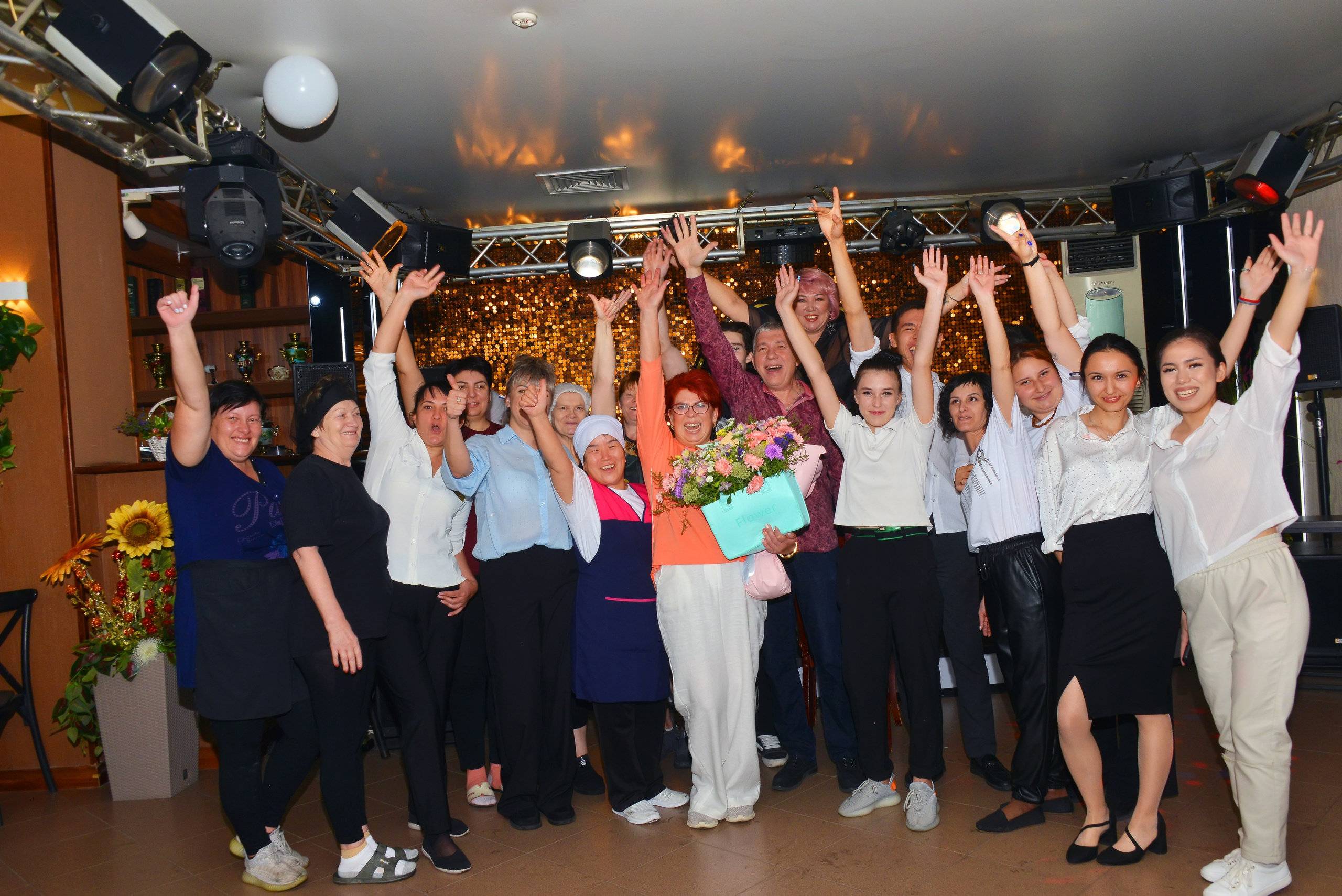 Юбилей. Фотосъёмка. Фотограф Сергей Авдеев-семейный и детский фотограф в Алматы